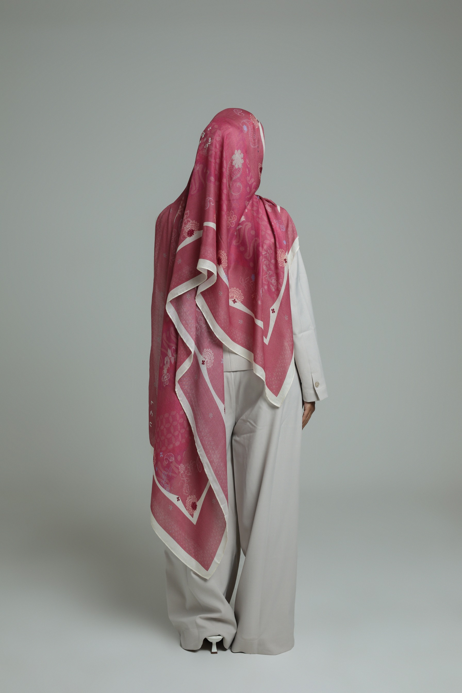 Batik Scarf Seroja Rose | Pashmina Printed Modals