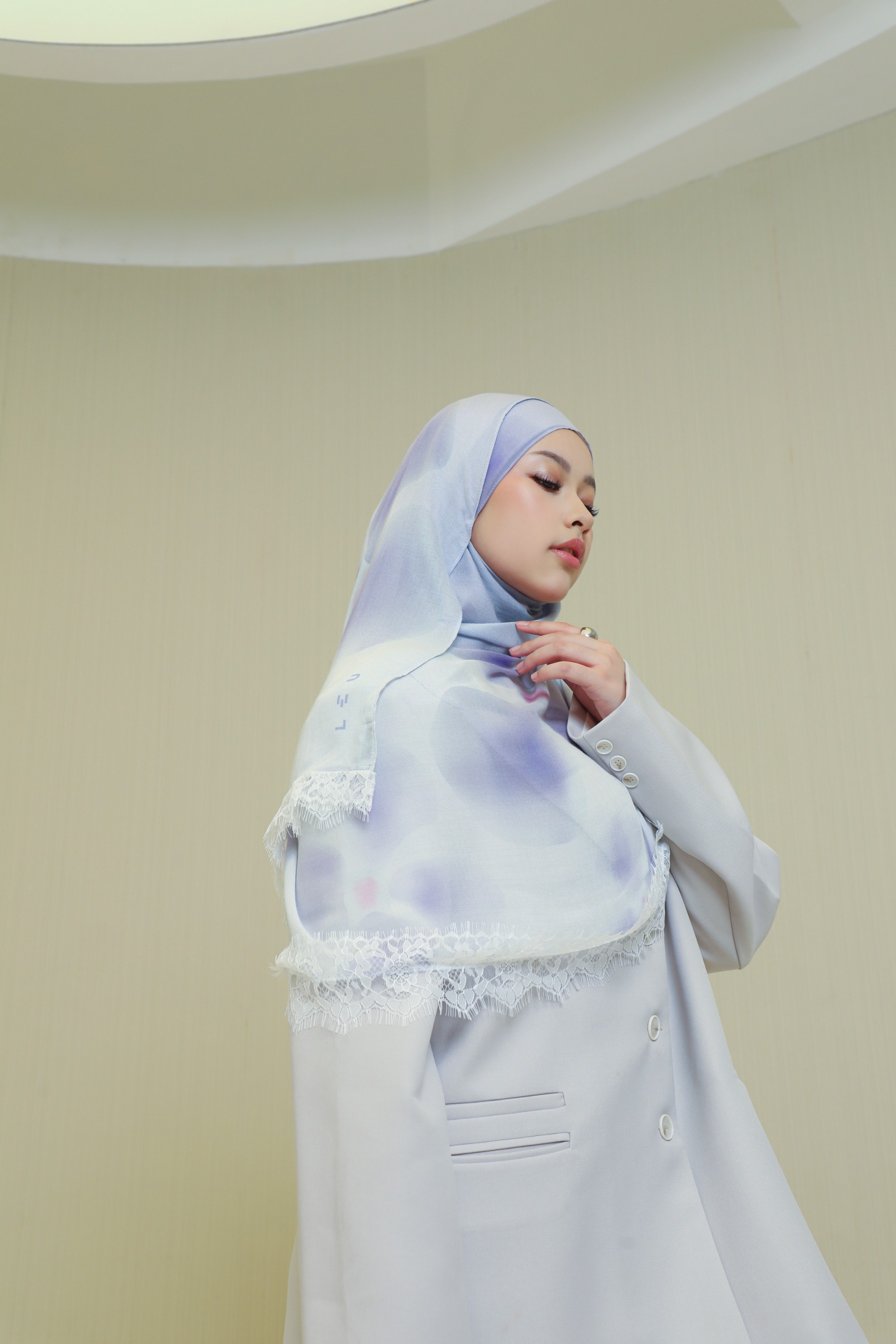Floral Lace Scarf Lilac Blossom | Pashmina Printed Modals