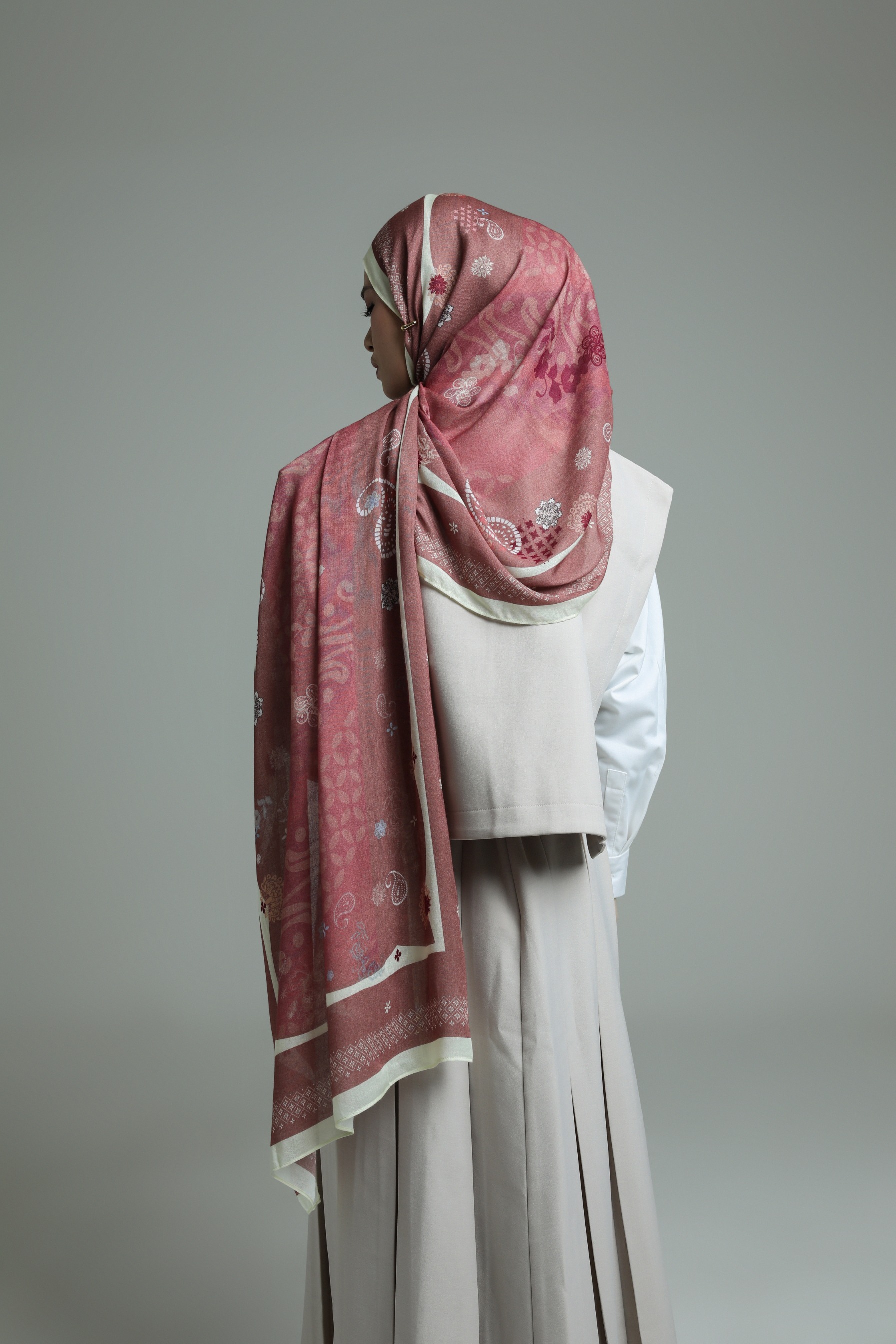 Batik Scarf Seroja Blush | Pashmina Printed Modals