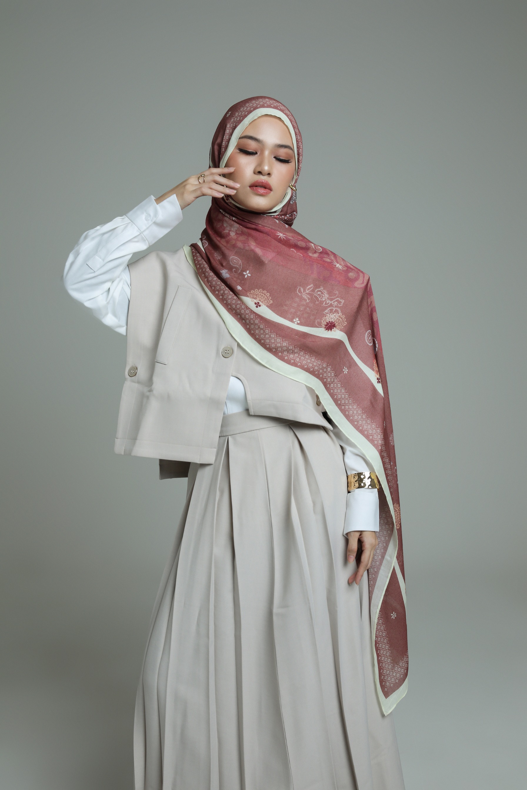 Batik Scarf Seroja Blush | Pashmina Printed Modals