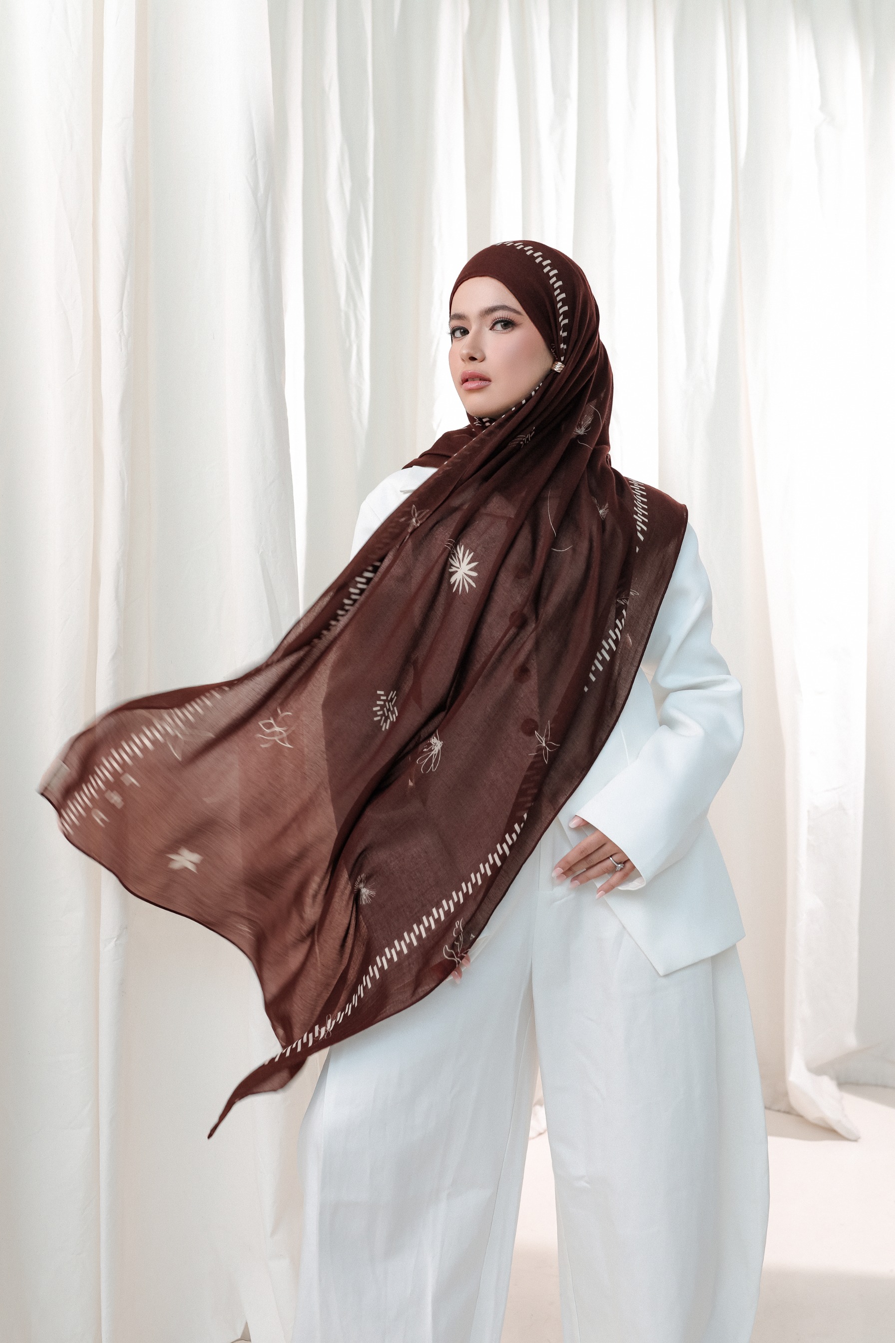 Signature Bloom Scarf Clove Brown | Pashmina Printed Modals