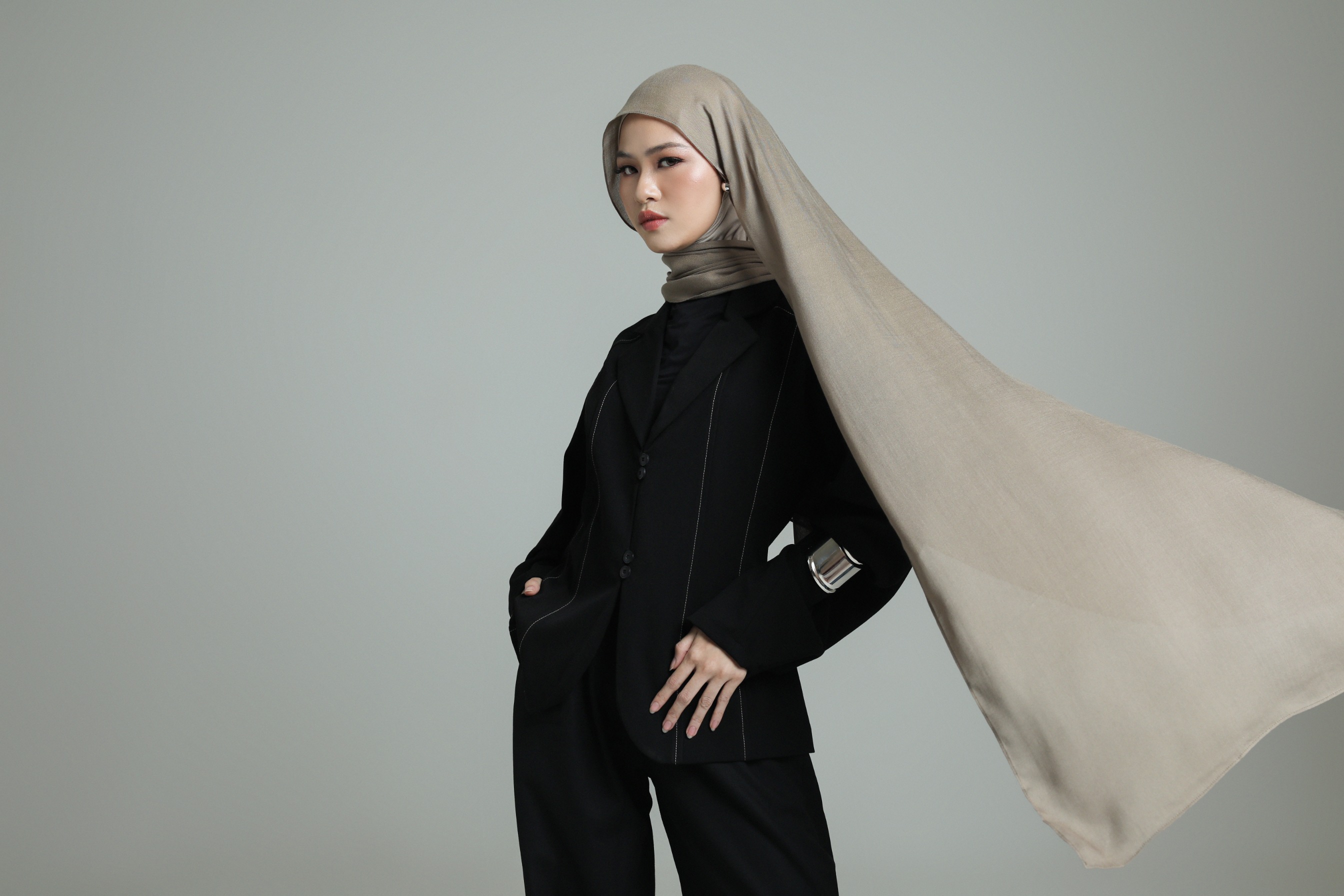 Sana Deep Ashwood | Pashmina Delicate Rayon