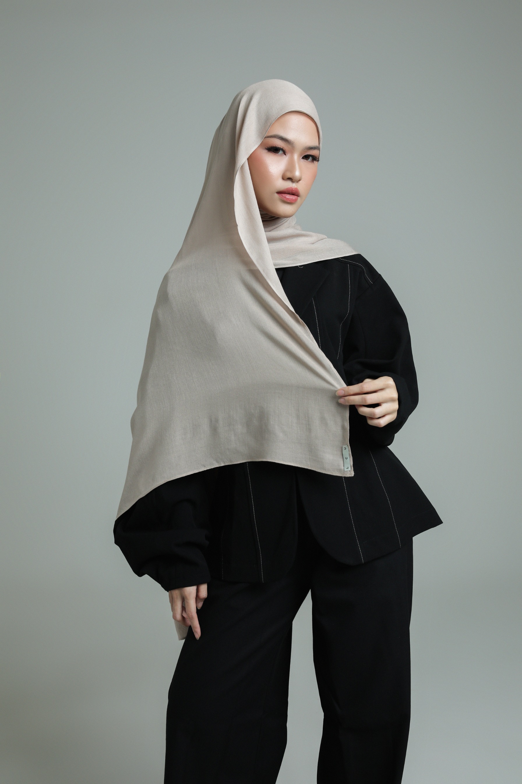 Sana Scarf x Wardah | Pashmina Delicate Rayon