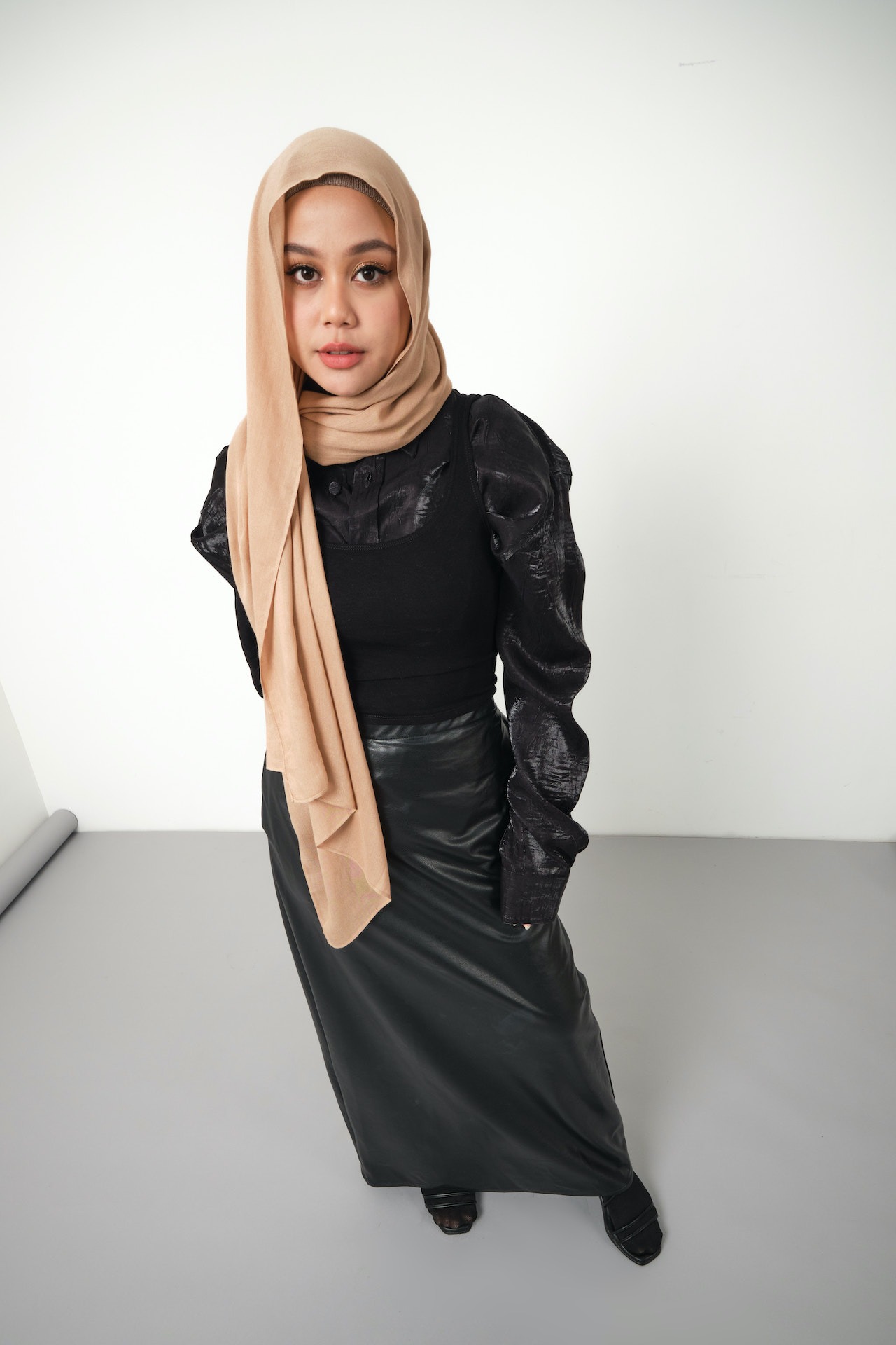 Sana Honey Beige | Pashmina Delicate Rayon