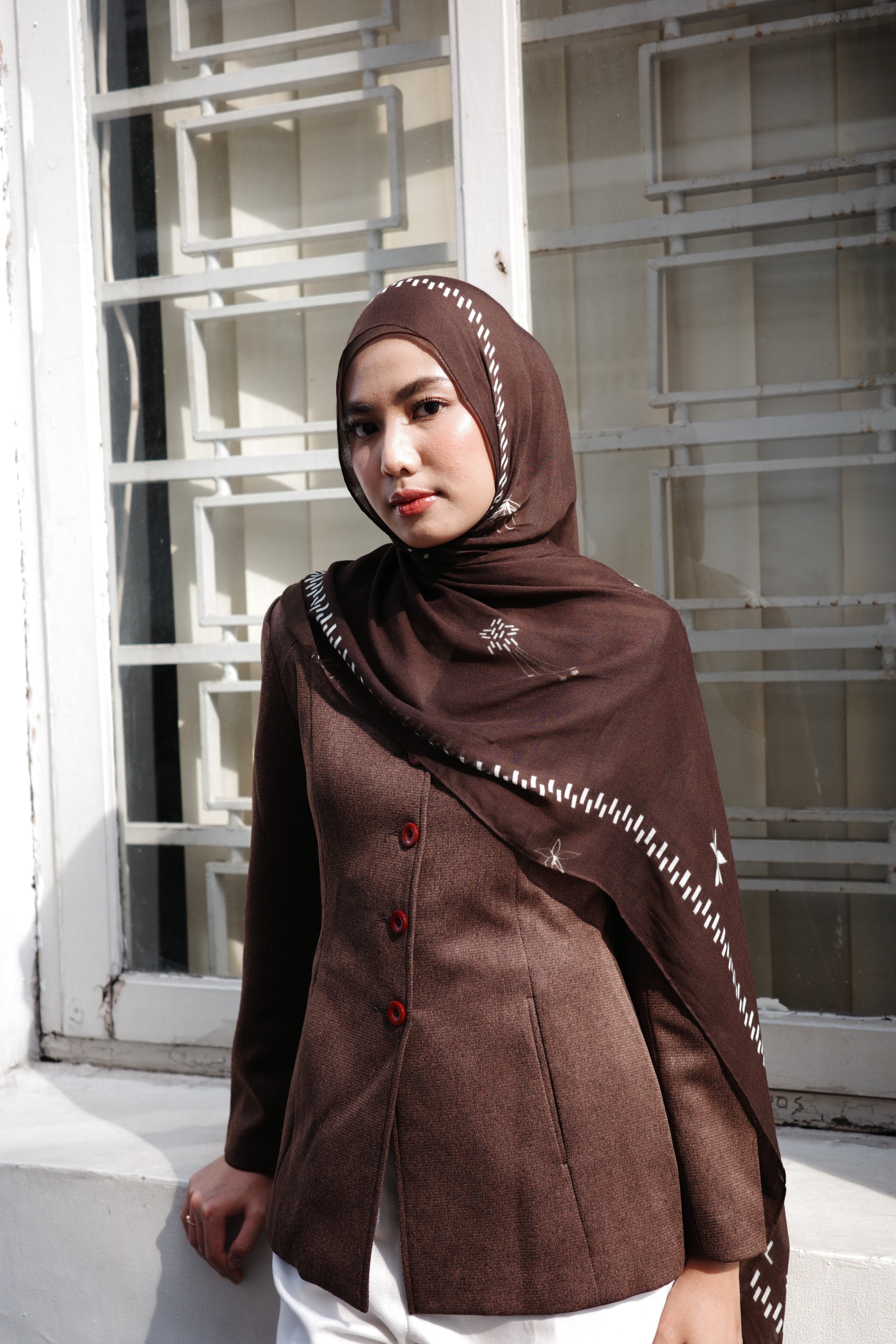 Signature Bloom Scarf Clove Brown | Pashmina Printed Modals