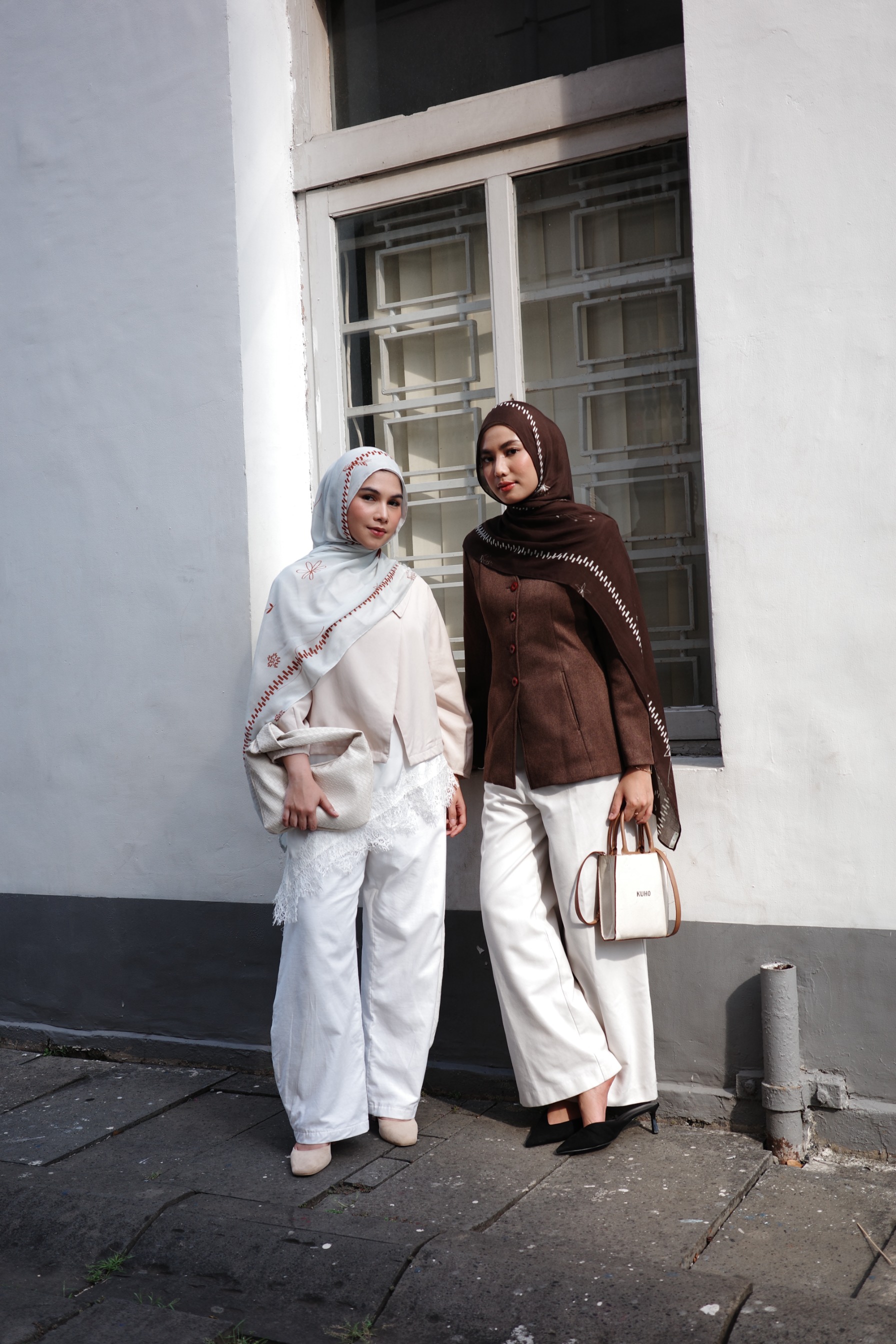 Signature Bloom Scarf Clove Brown | Pashmina Printed Modals