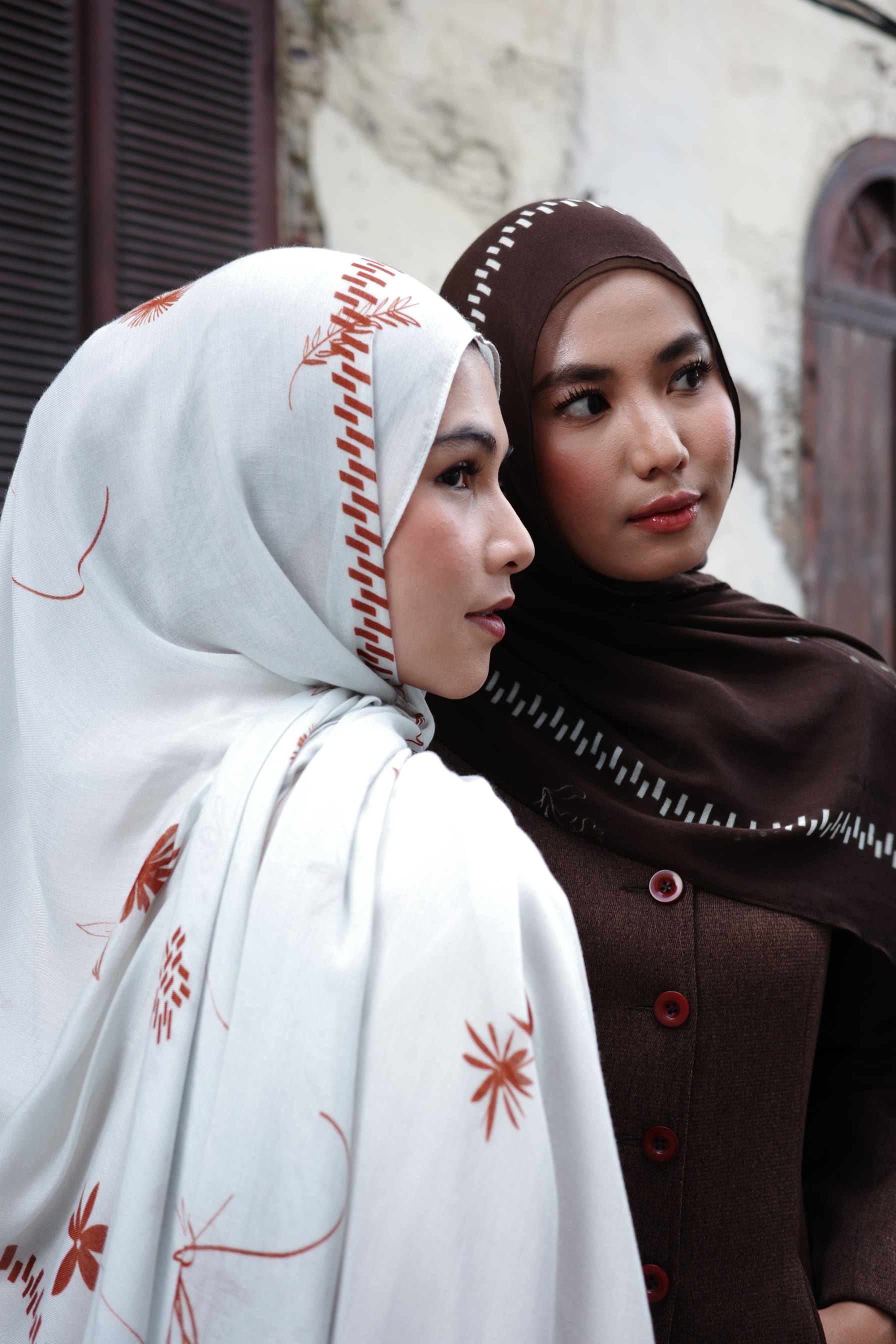 Signature Bloom Scarf Clove Brown | Pashmina Printed Modals