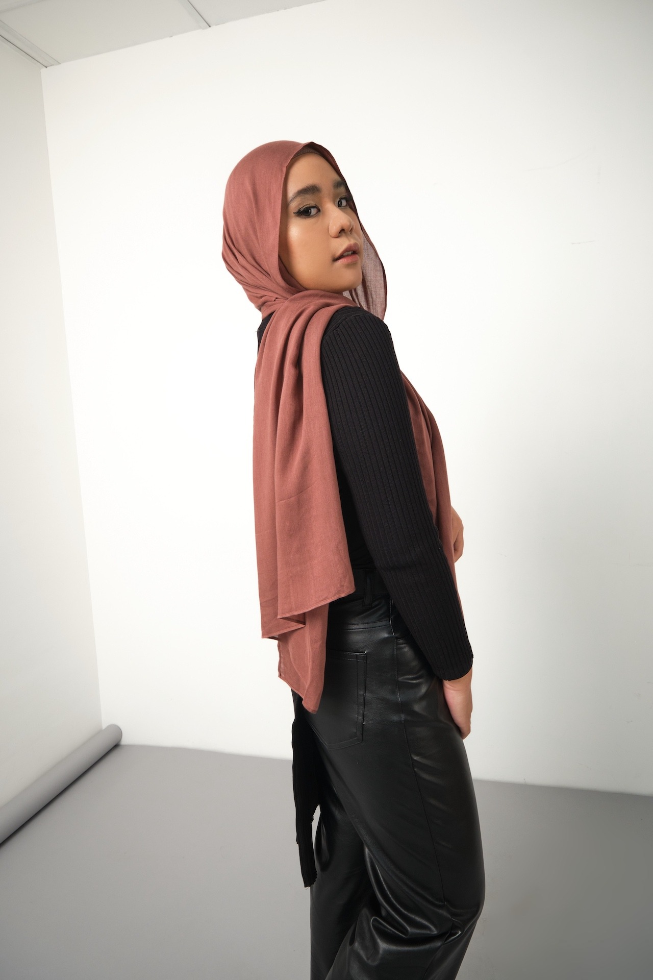 Sana Marsala | Pashmina Delicate Rayon