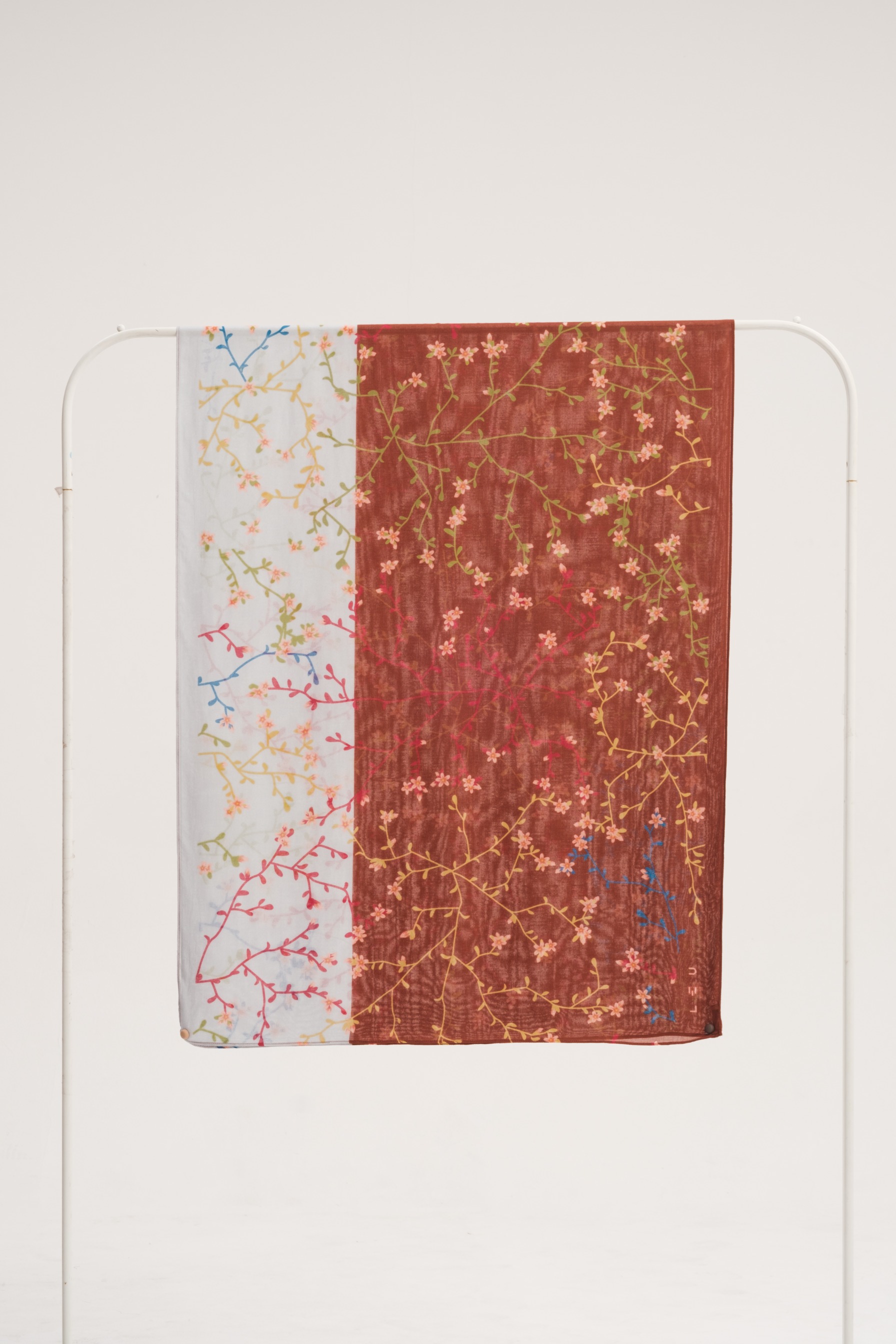 Floral Scarf Bloom Sakura | Pashmina Printed Modals