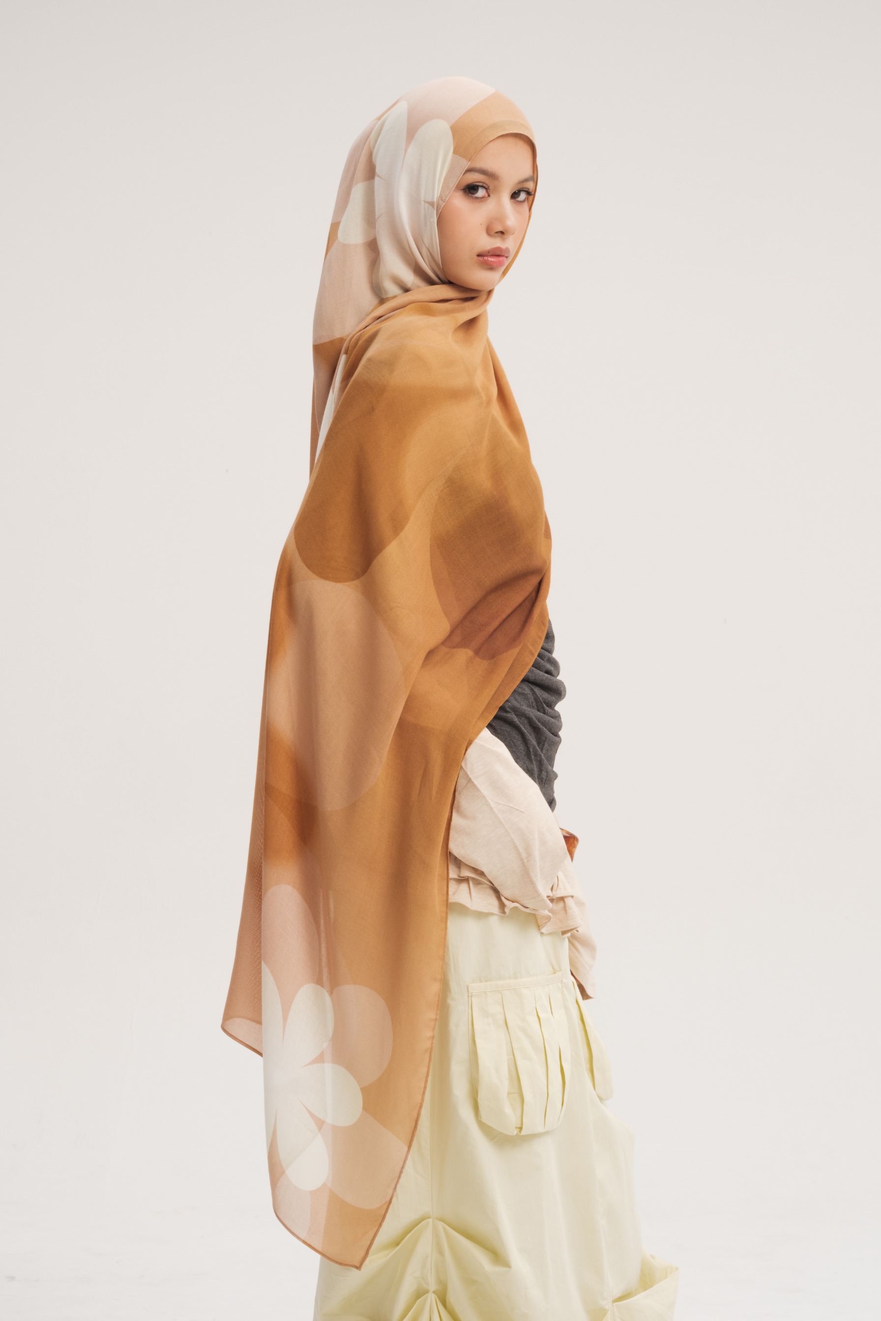 Floral Scarf Brown Chamomile | Pashmina Printed Modals