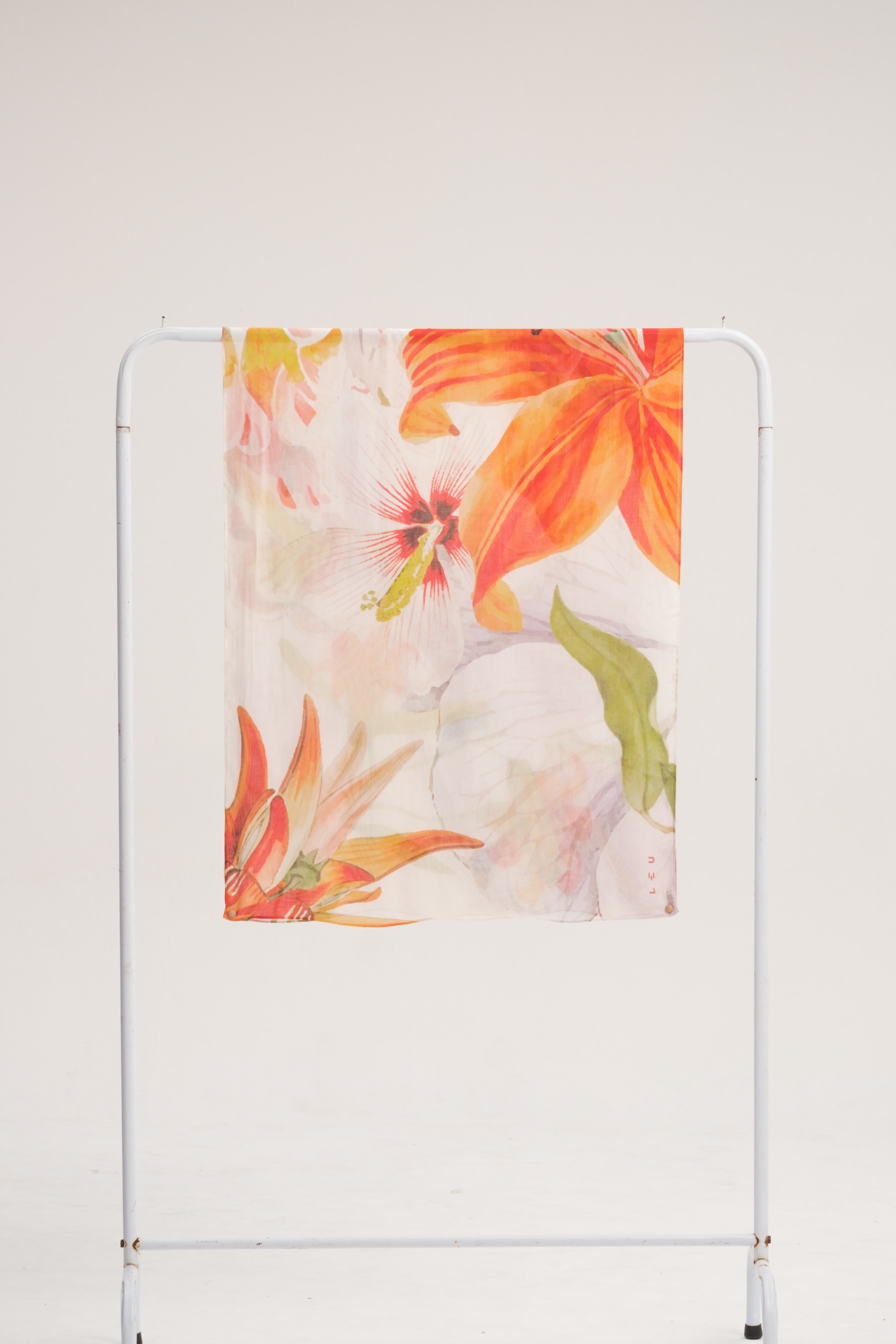 Floral Scarf Tropical Lily | Pashmina Printed Modals