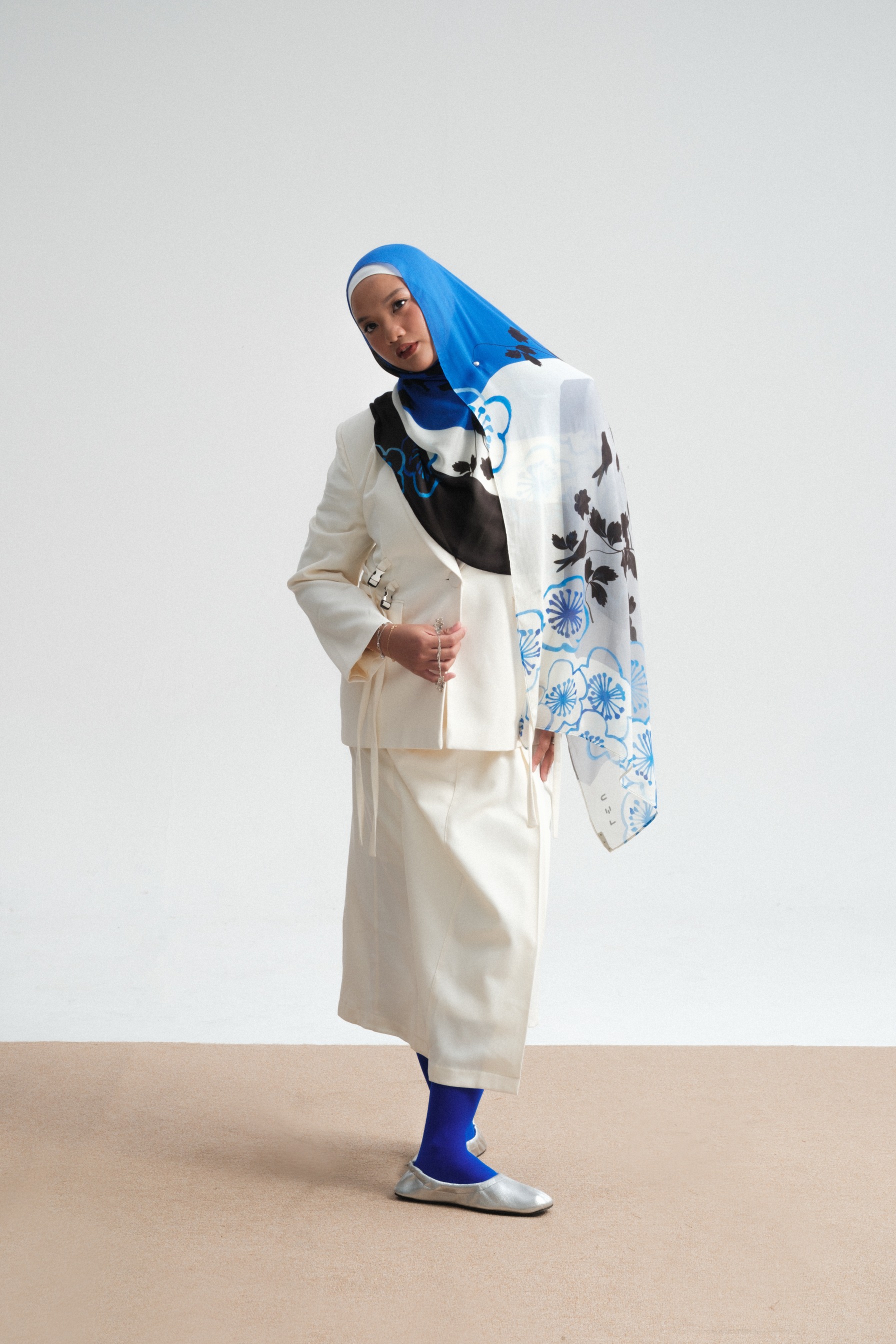 Floral Scarf Midnight Garden | Pashmina Printed Modals