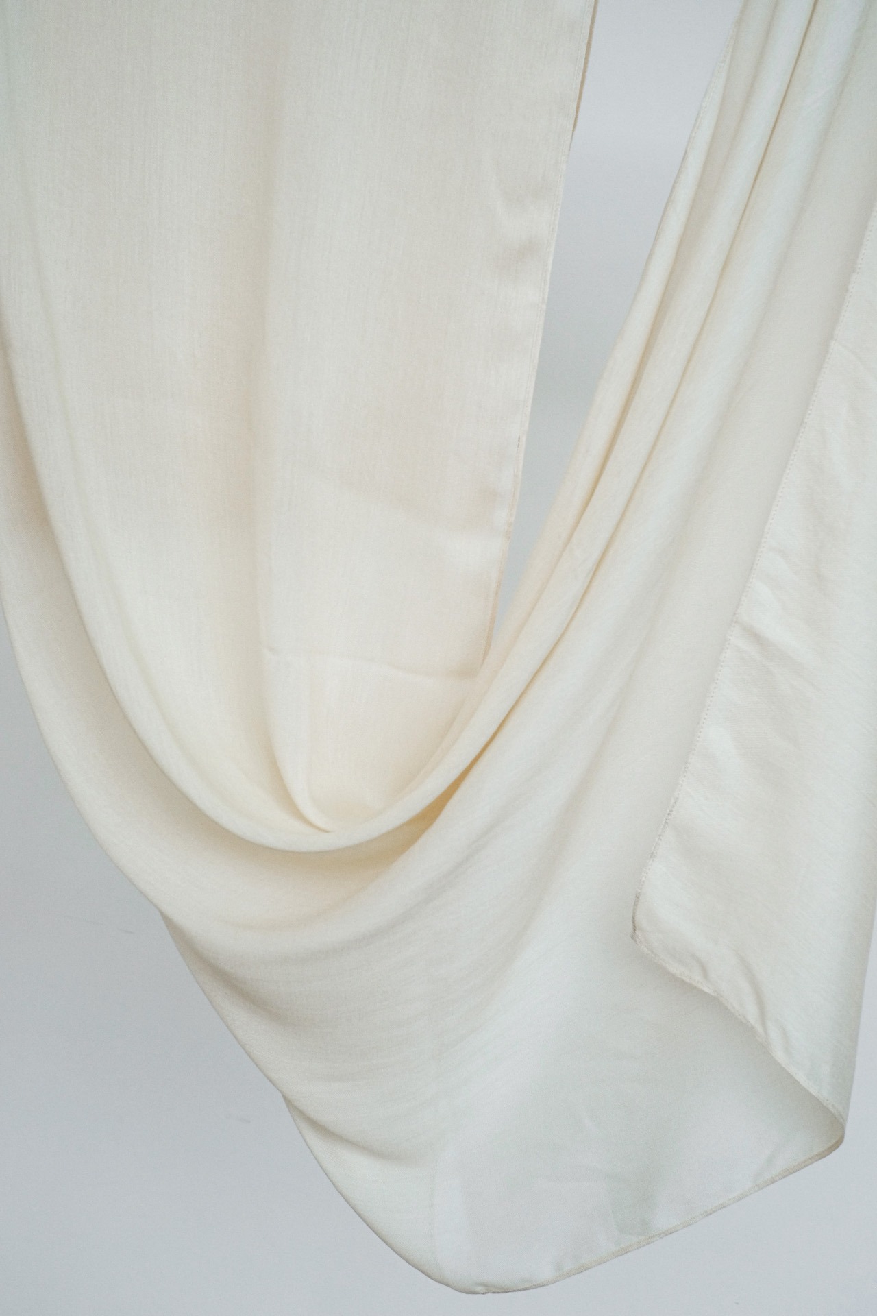 Sana Ivory | Pashmina Delicate Rayon