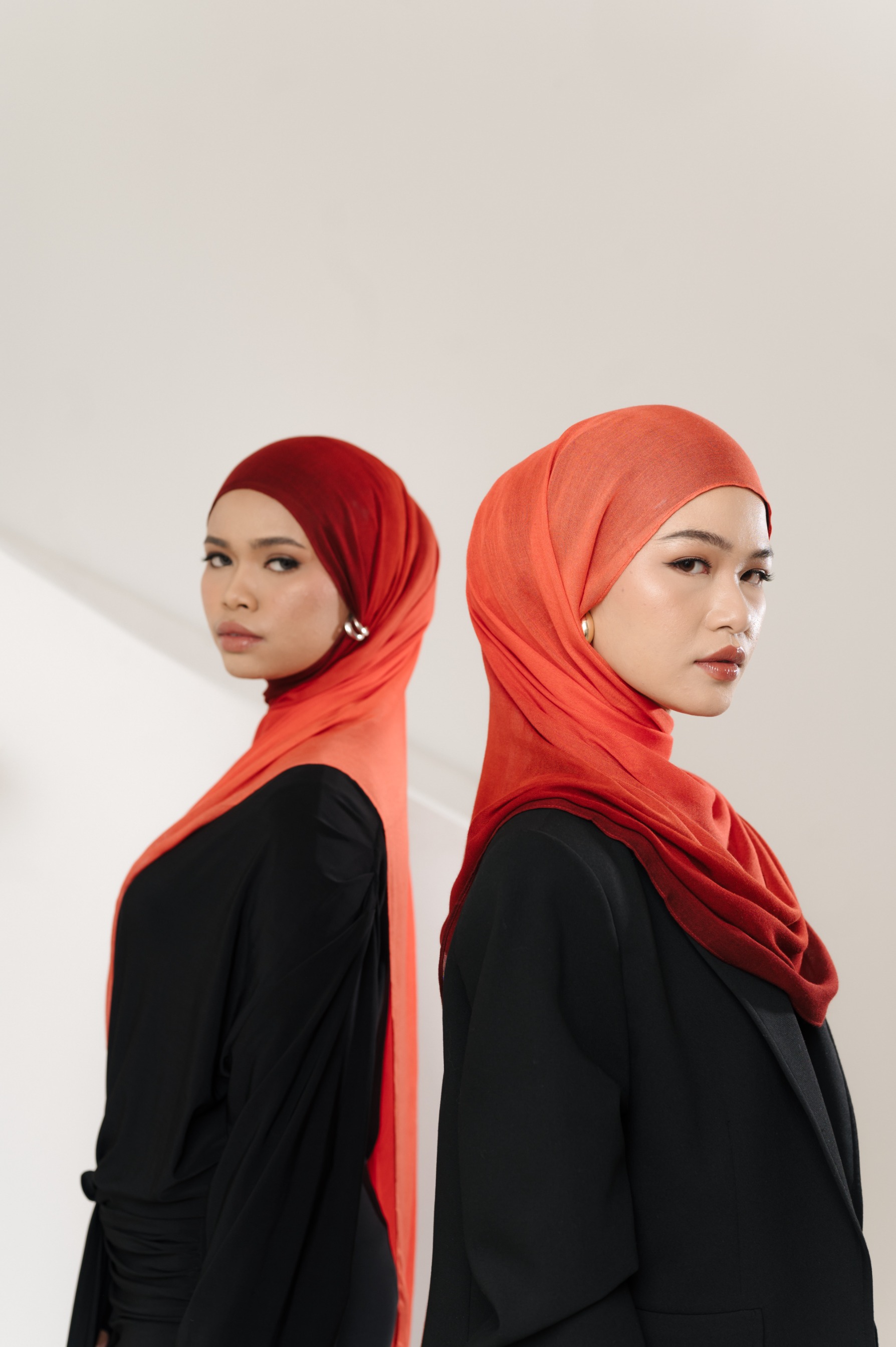 Omna Scarf Red Poppy | Pashmina Printed Modals