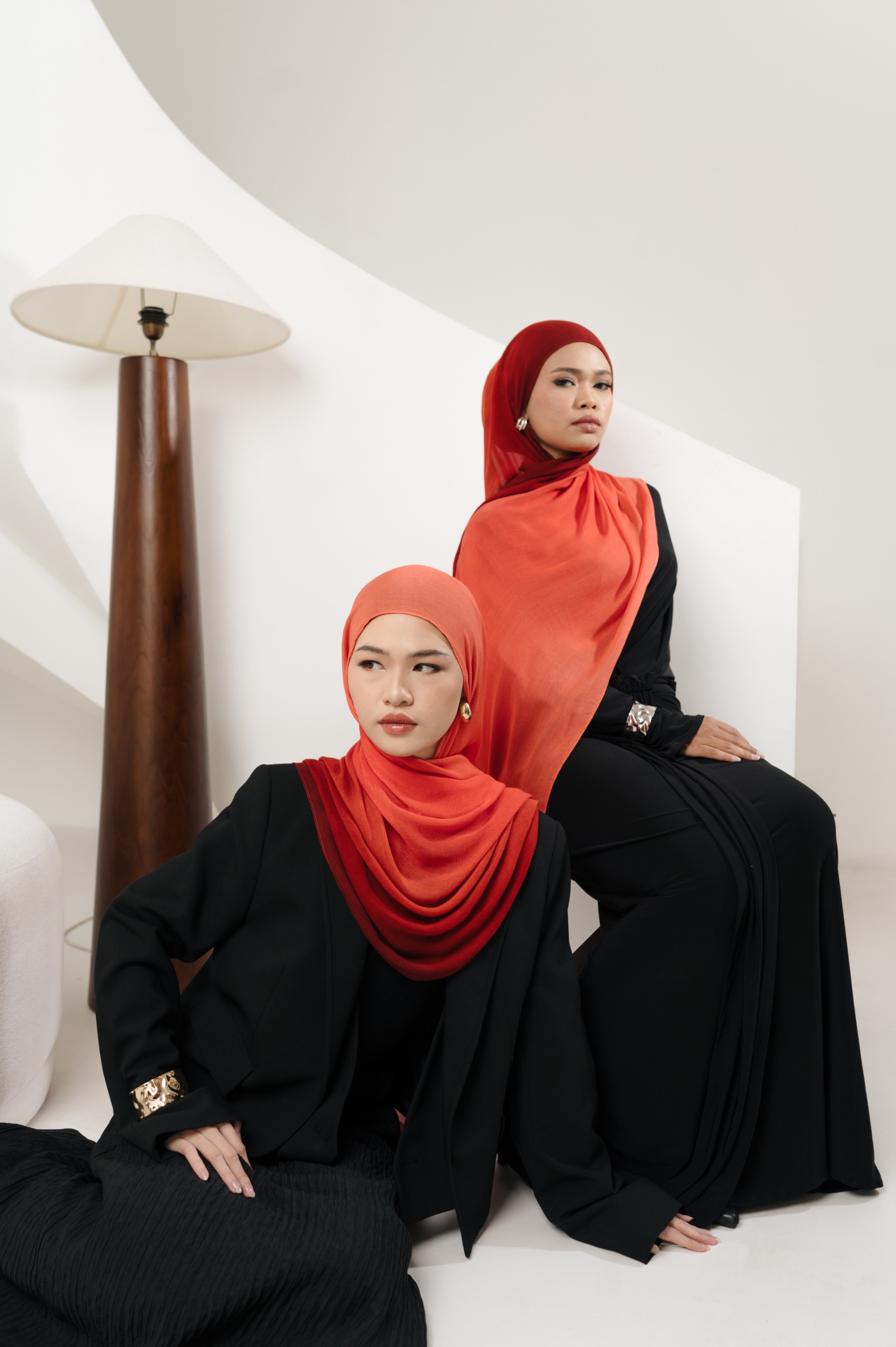 Omna Scarf Red Poppy | Pashmina Printed Modals