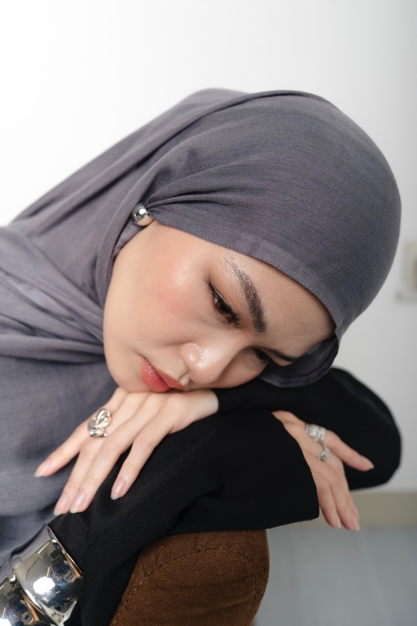 Nema Deep Charcoal Grey | Pashmina Viscose