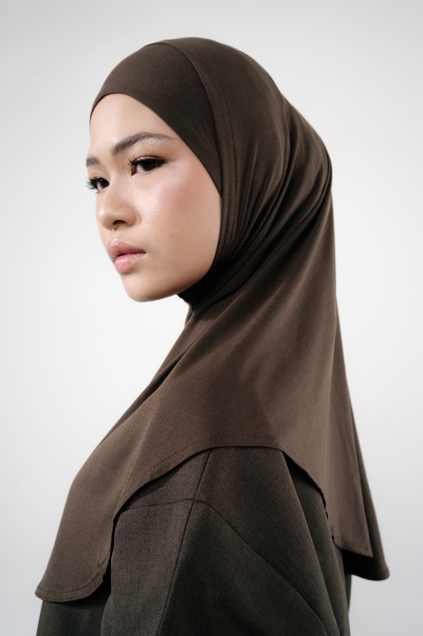 Lira Instant Tie Espresso | TENCEL™️ Hijab