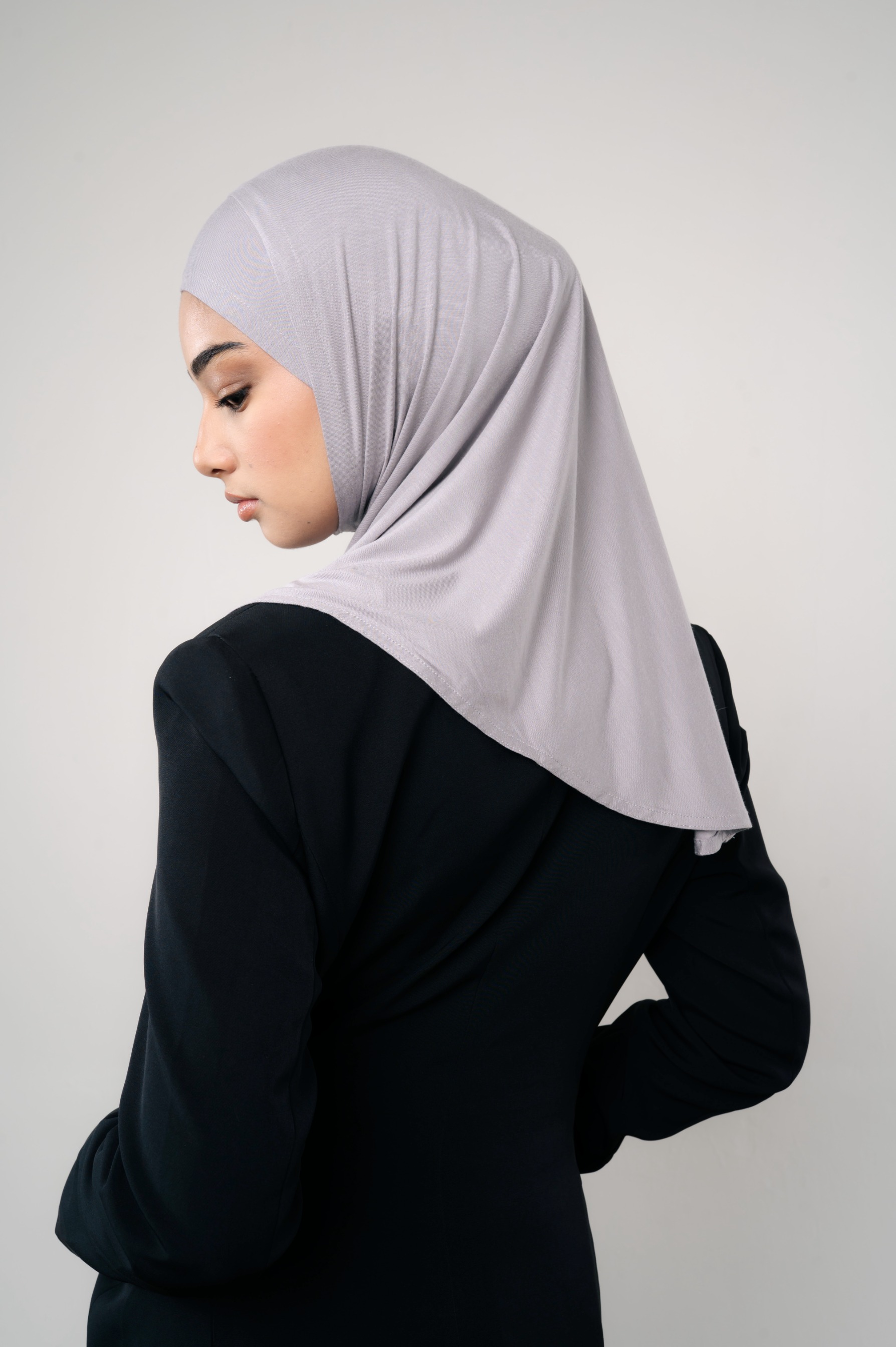 Lira Instant Tie Light Grey | TENCEL™️ Hijab