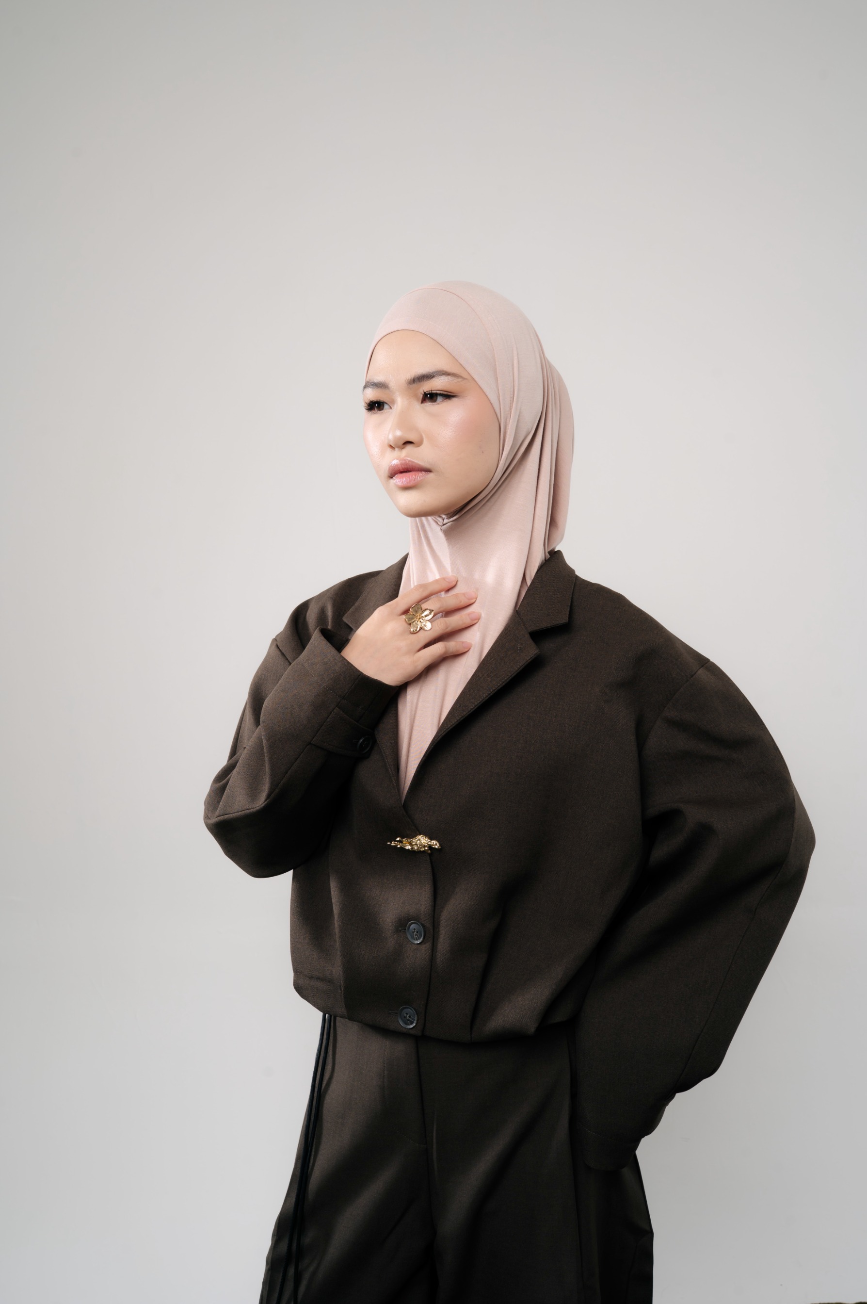 Lira Instant Tie Beige | TENCEL™️ Hijab