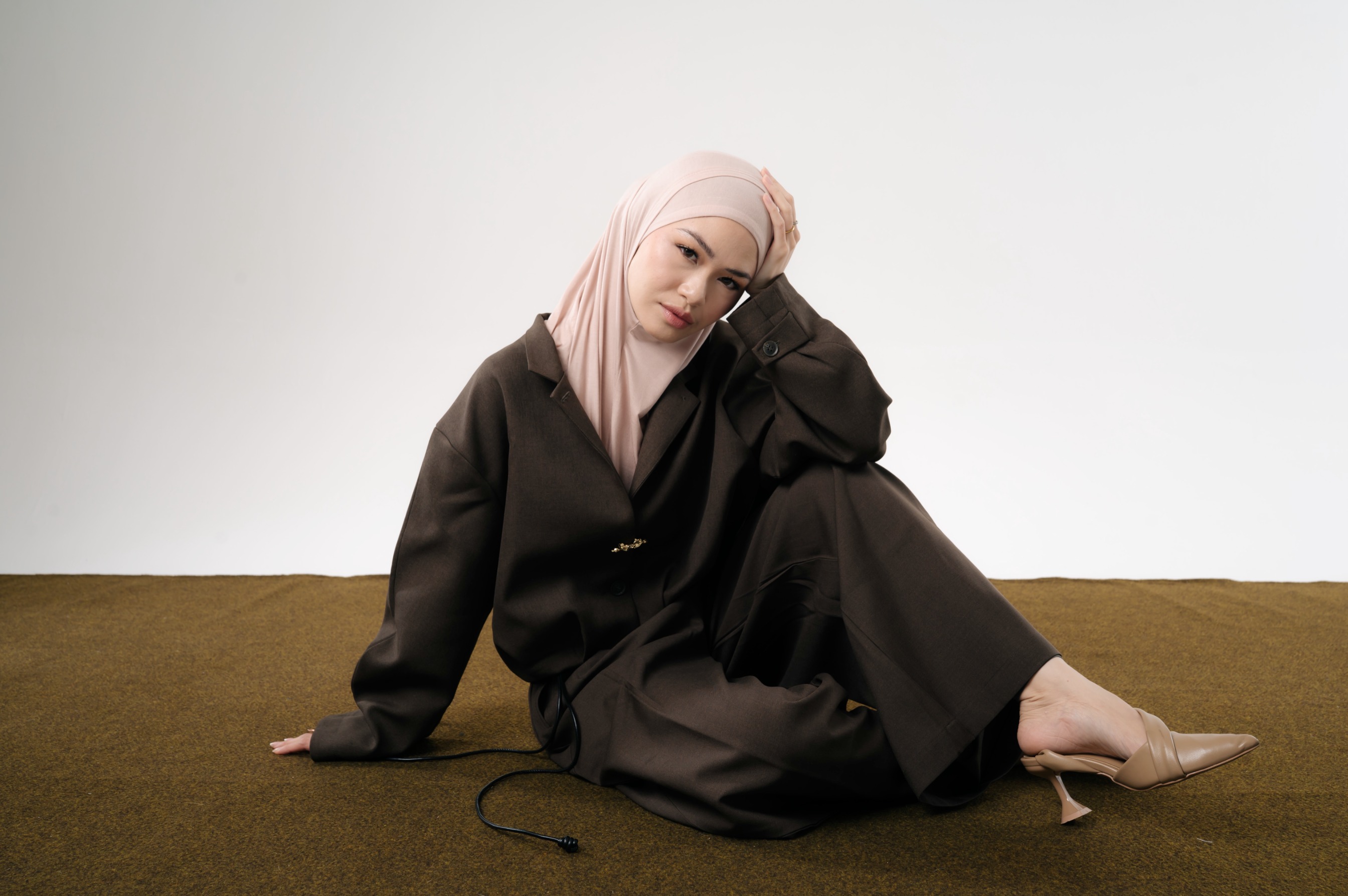 Lira Instant Tie Beige | TENCEL™️ Hijab