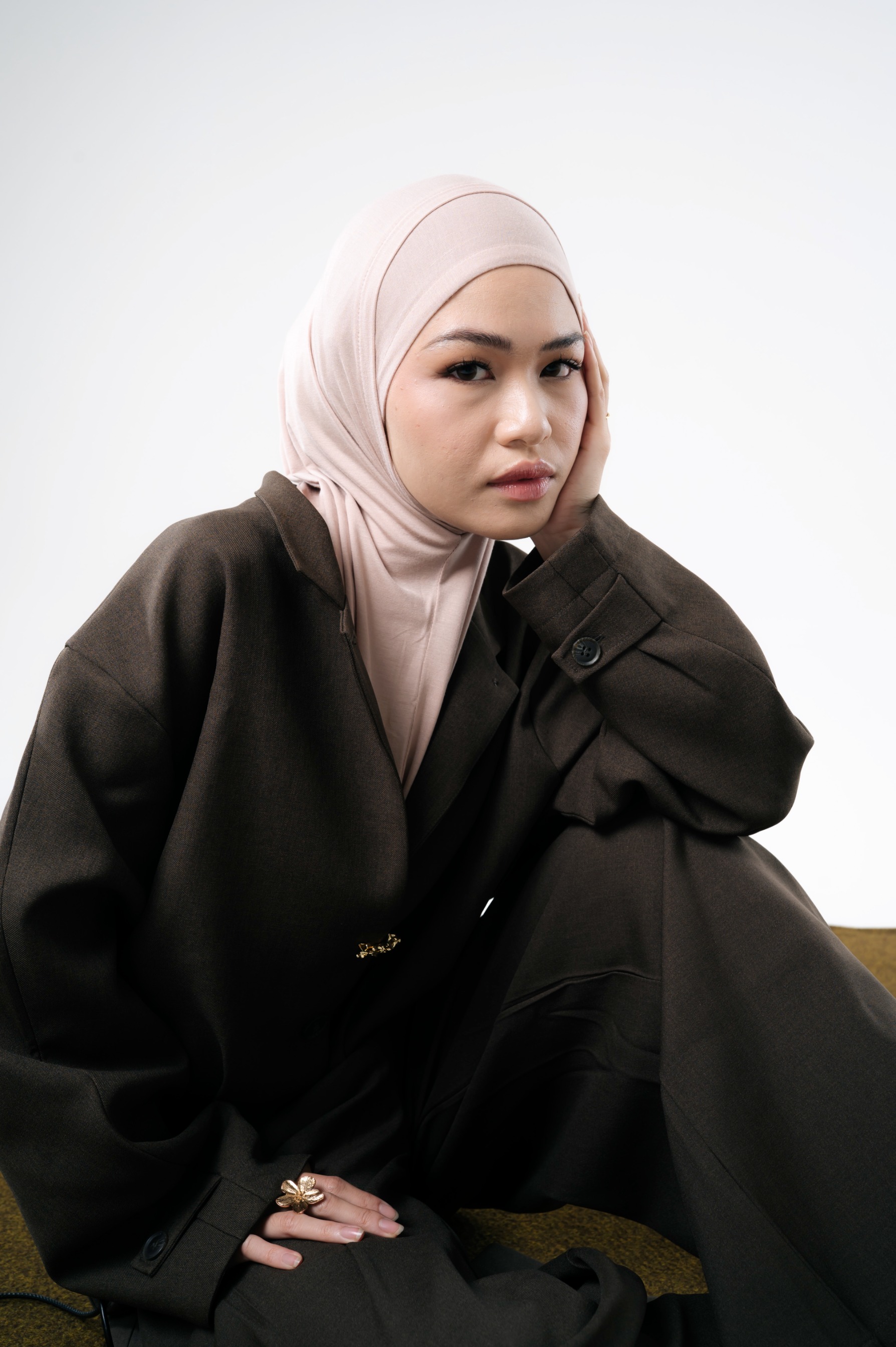 Lira Instant Tie Beige | TENCEL™️ Hijab
