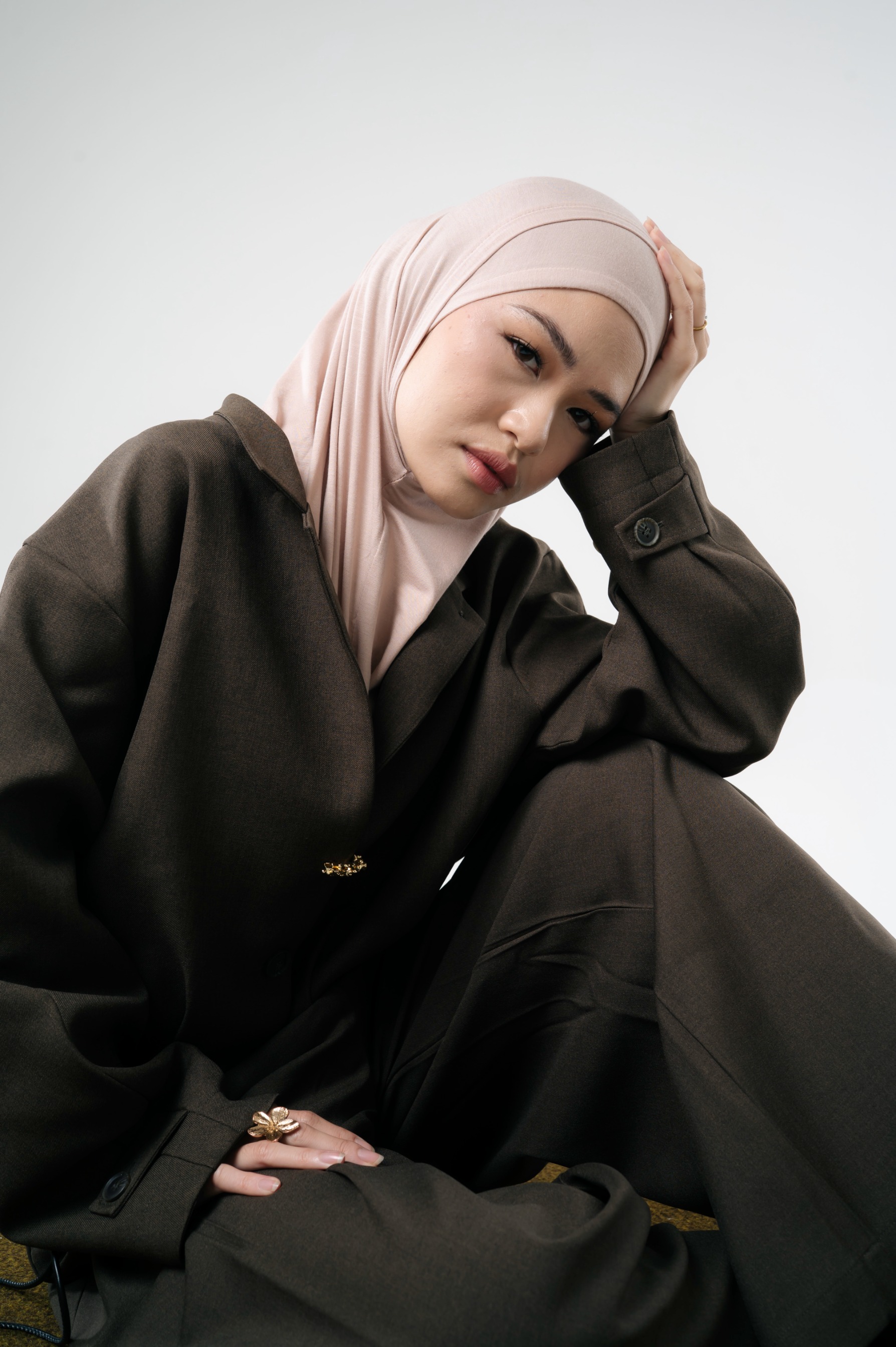 Lira Instant Tie Beige | TENCEL™️ Hijab
