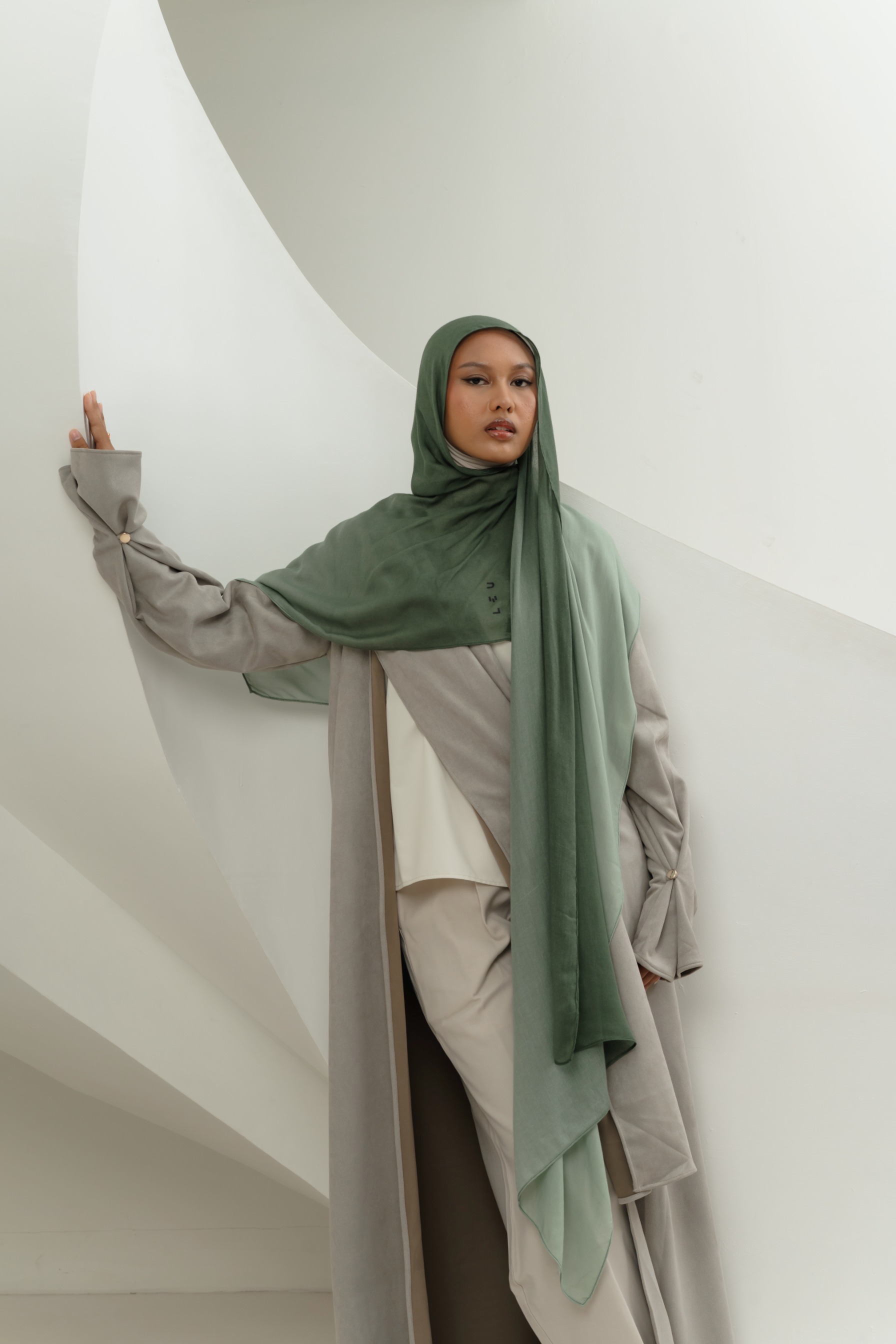 Omna Scarf Mineral Olive | Pashmina Printed Modals
