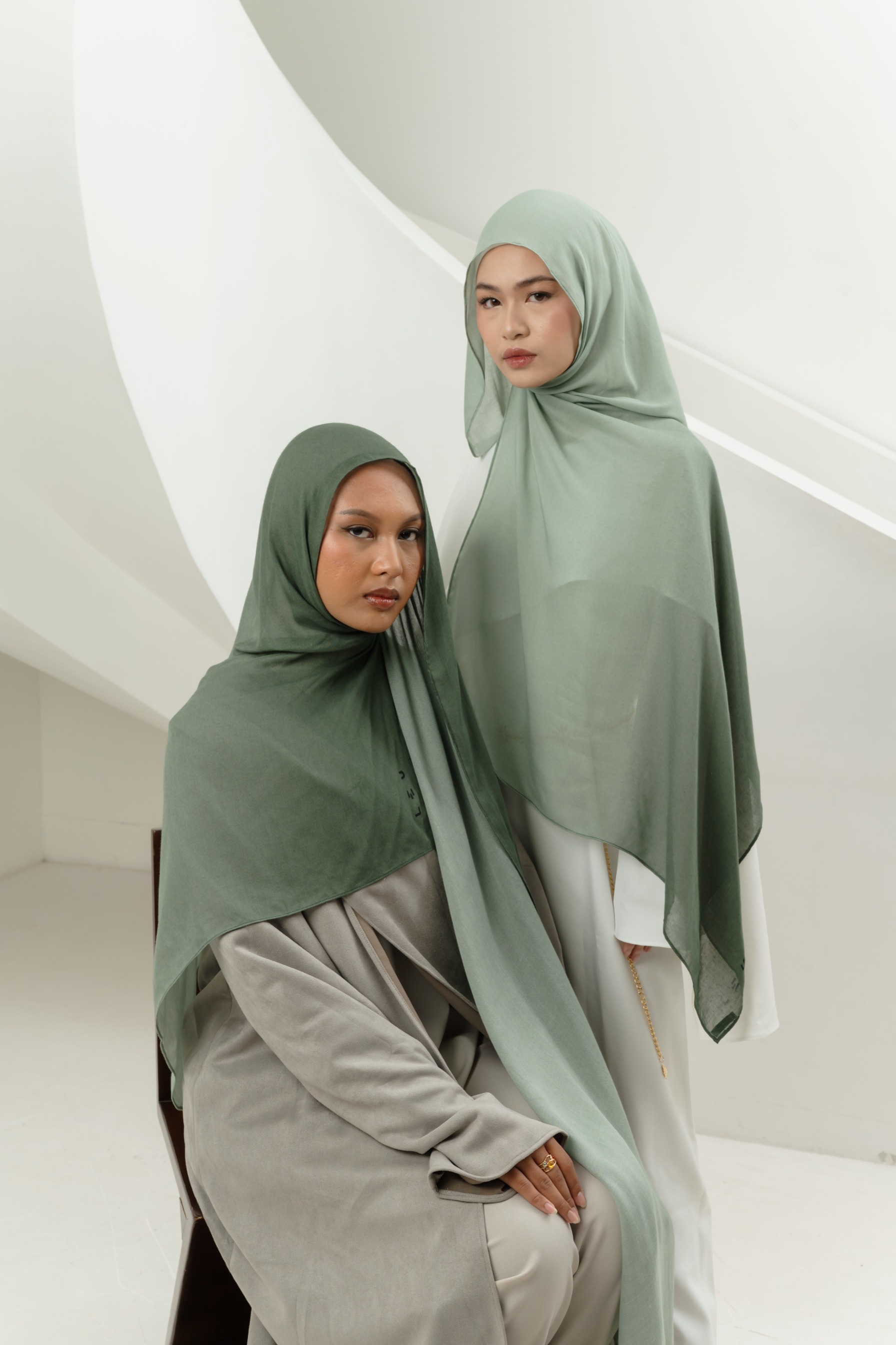 Omna Scarf Mineral Olive | Pashmina Printed Modals