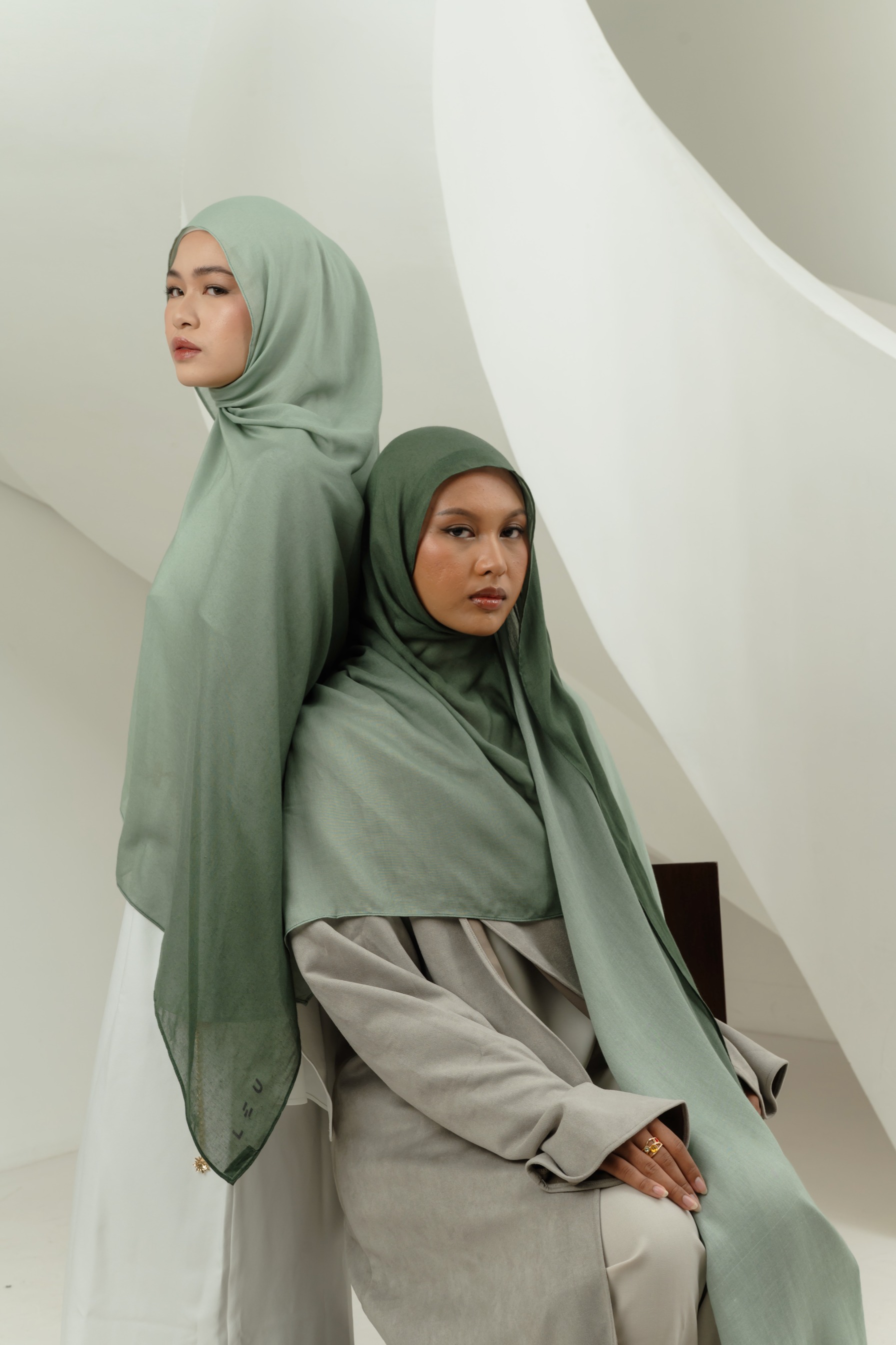 Omna Scarf Mineral Olive | Pashmina Printed Modals