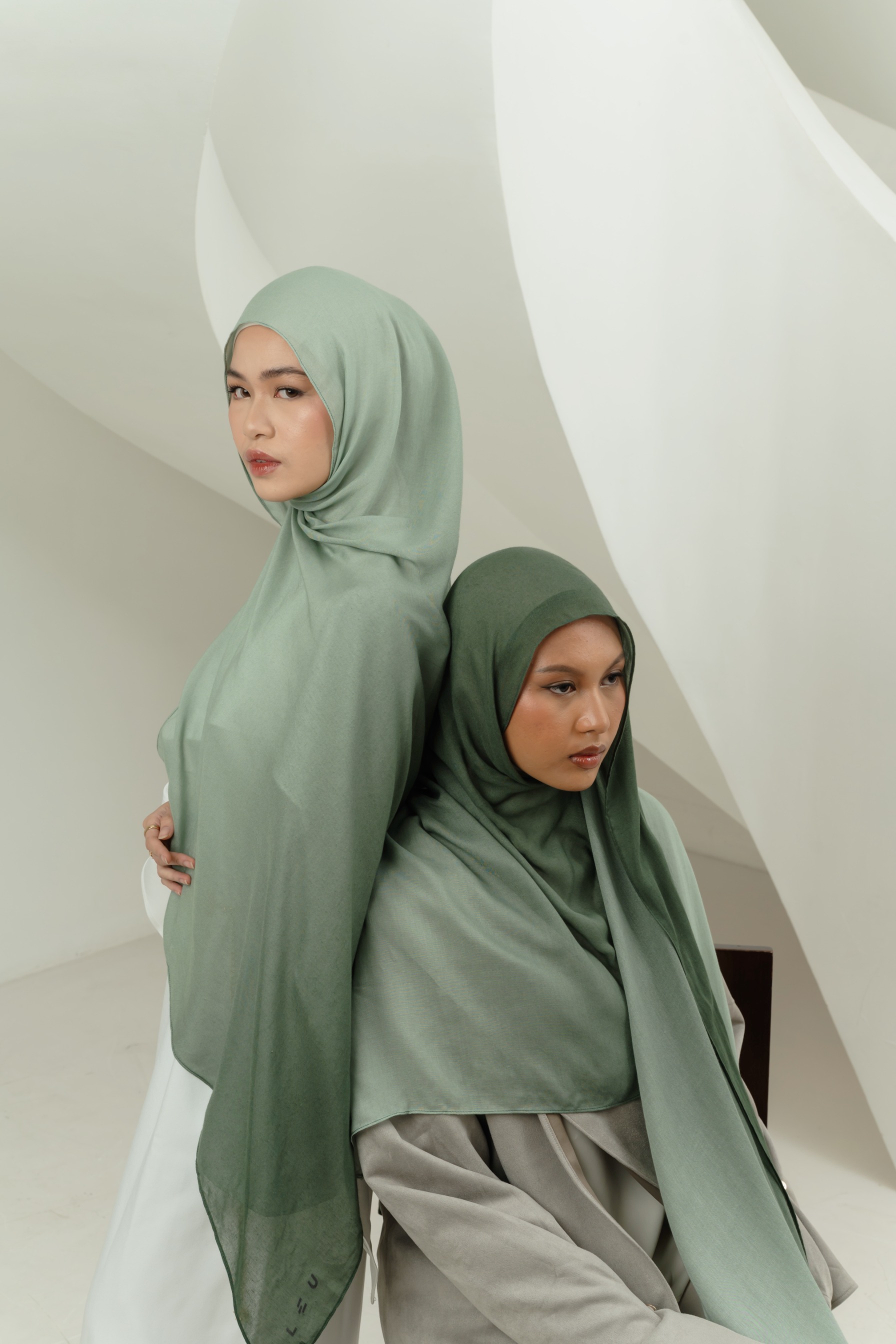 Omna Scarf Mineral Olive | Pashmina Printed Modals