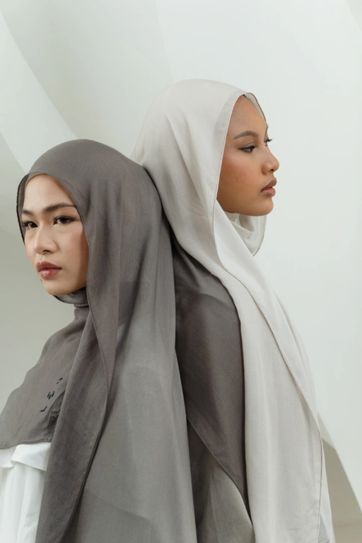 Image of Omna Scarf Silver Stone | Pashmina Printed Modals