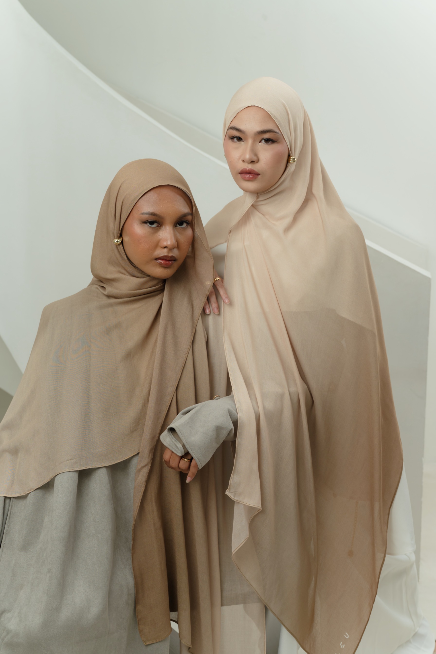 Omna Scarf Golden Sand | Pashmina Printed Modals