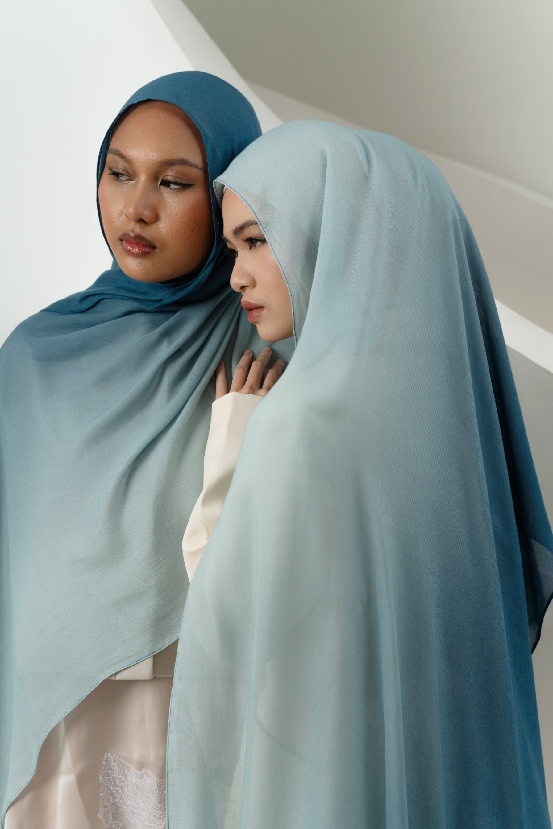 Omna Scarf Ocean Waves | Pashmina Printed Modals
