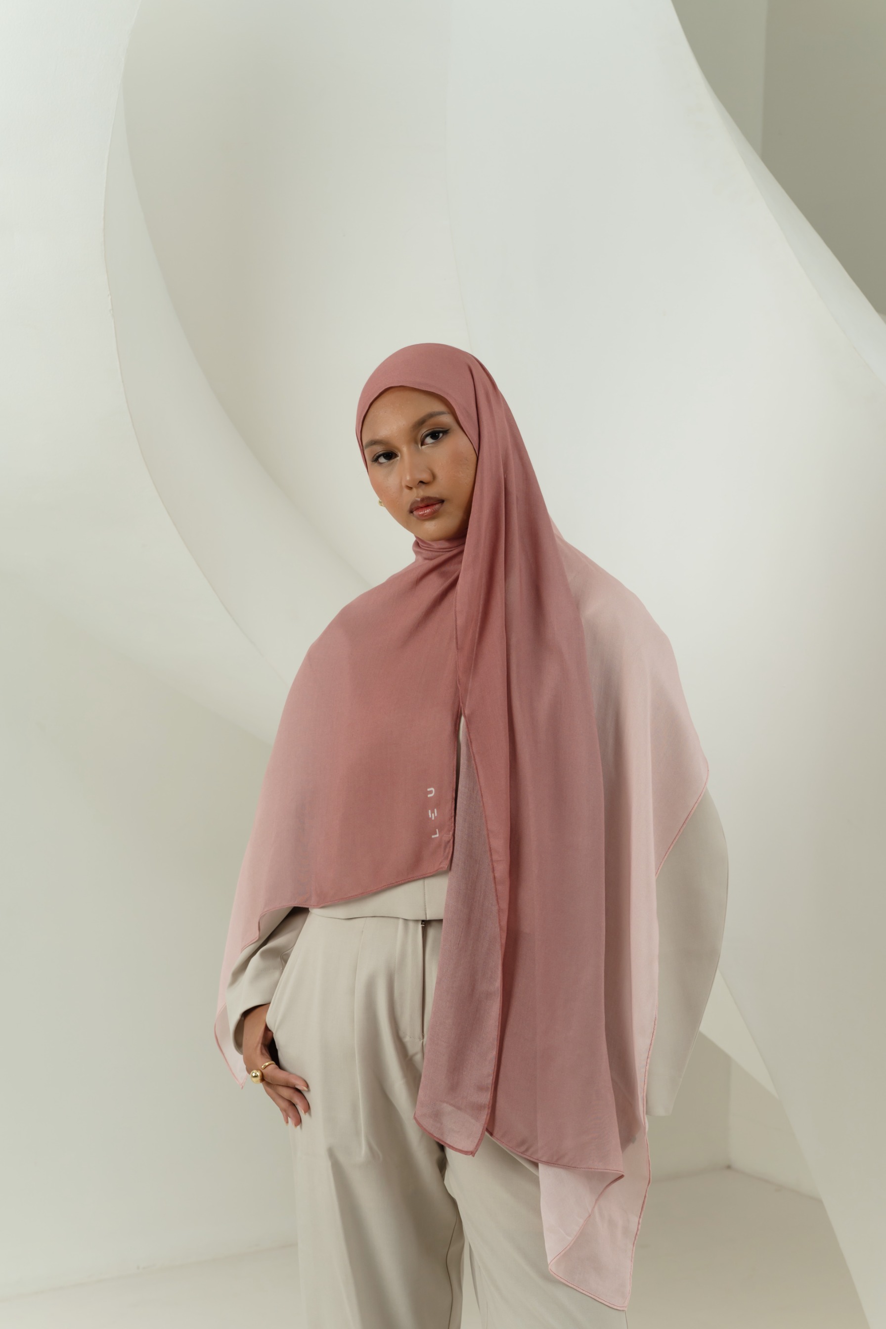 Omna Scarf Blush Pearl | Pashmina Printed Modals