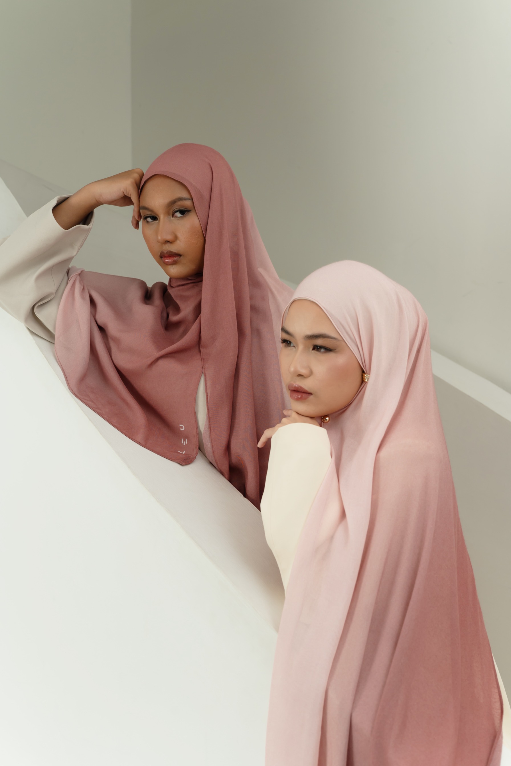 Omna Scarf Blush Pearl | Pashmina Printed Modals