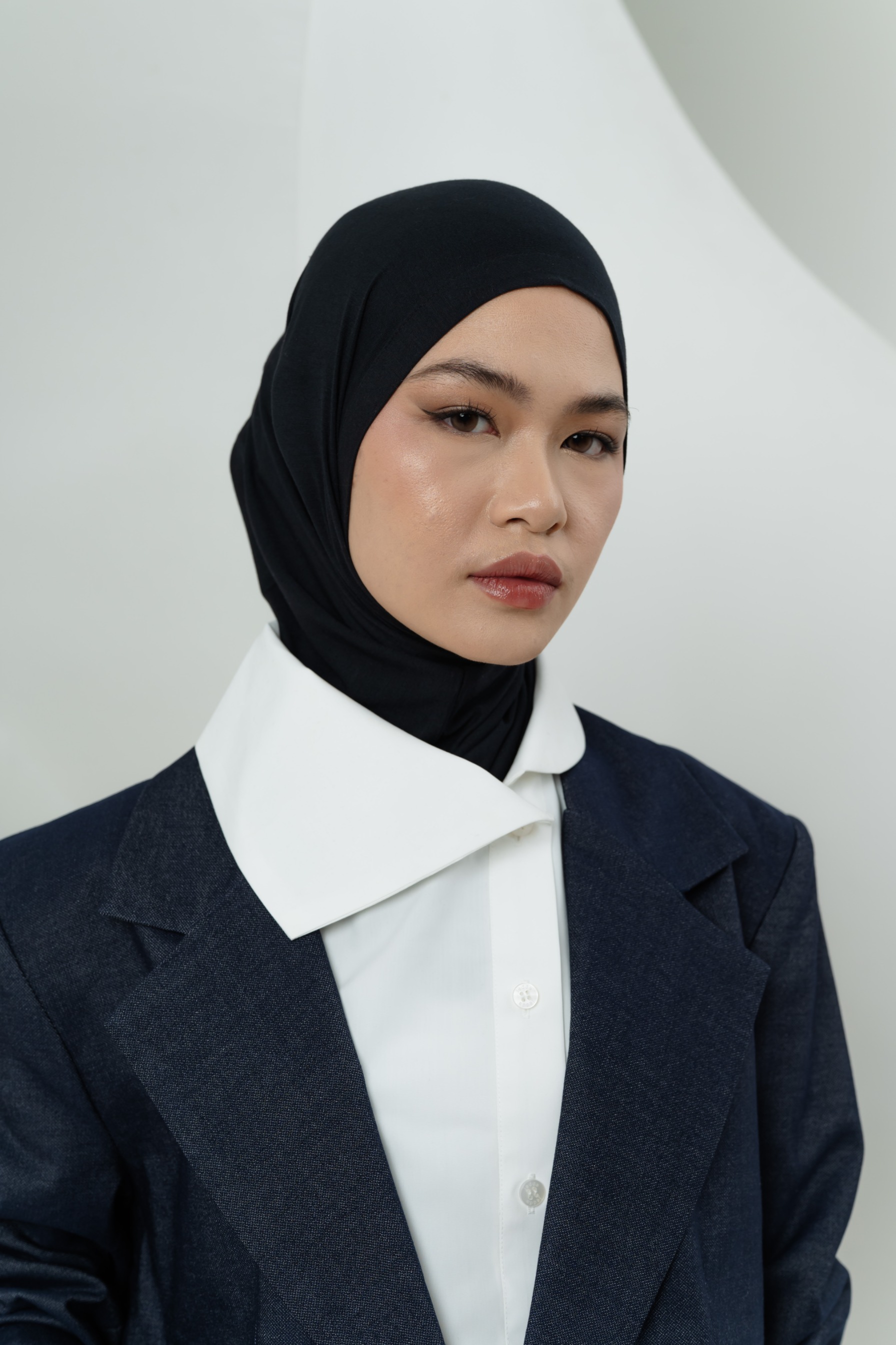 Aera Instant Black | TENCEL™️ Hijab