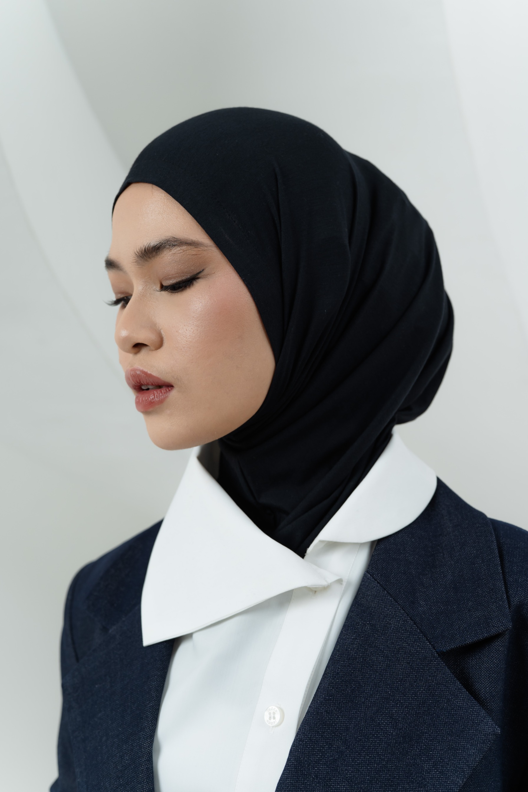 Aera Instant Black | TENCEL™️ Hijab