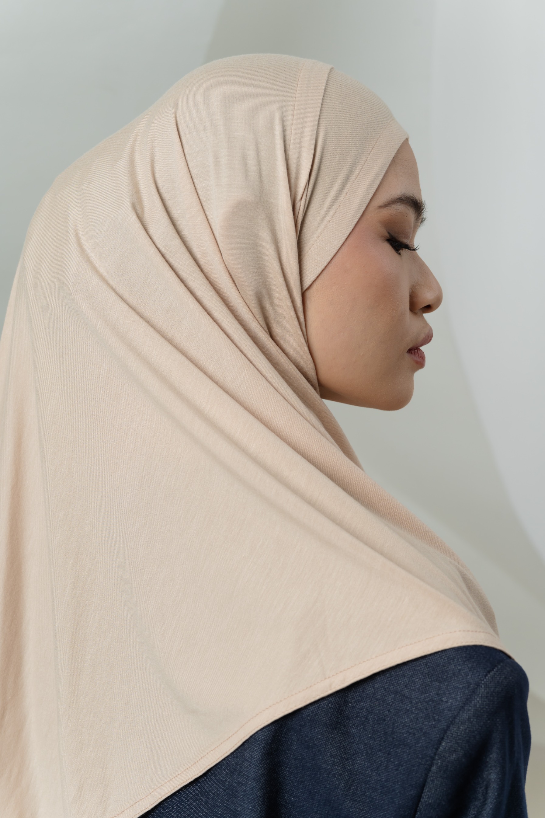 Lira Instant Tie Cream | TENCEL™️ Hijab