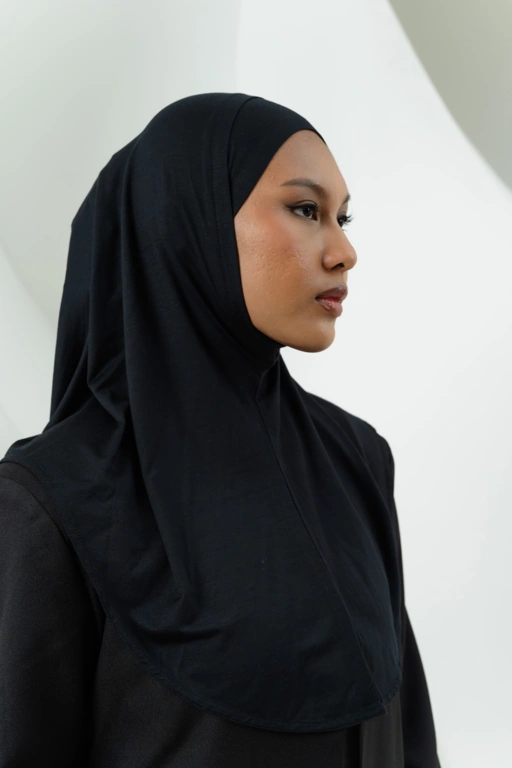 Image of Lira Instant Tie Black | TENCEL™️ Hijab