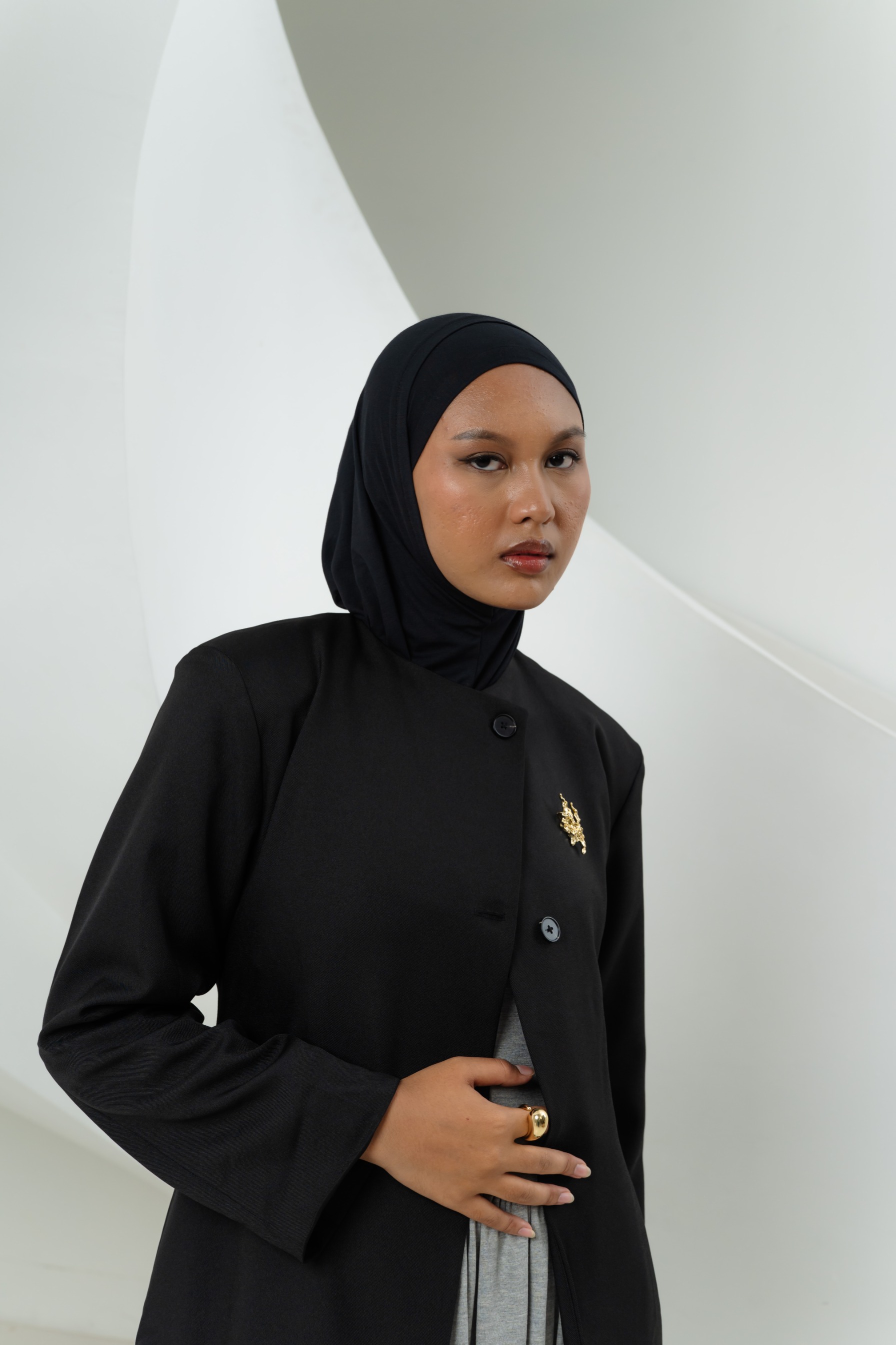 Lira Instant Tie Black | TENCEL™️ Hijab