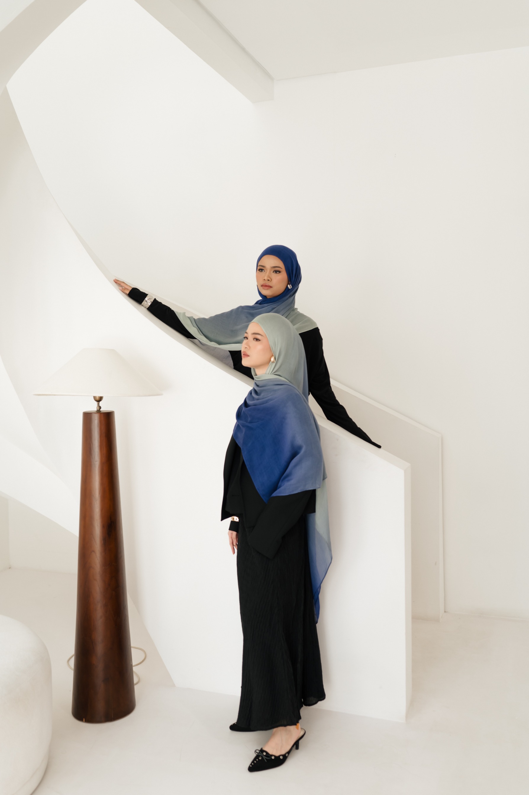 Omna Scarf Moon River | Pashmina Printed Modals