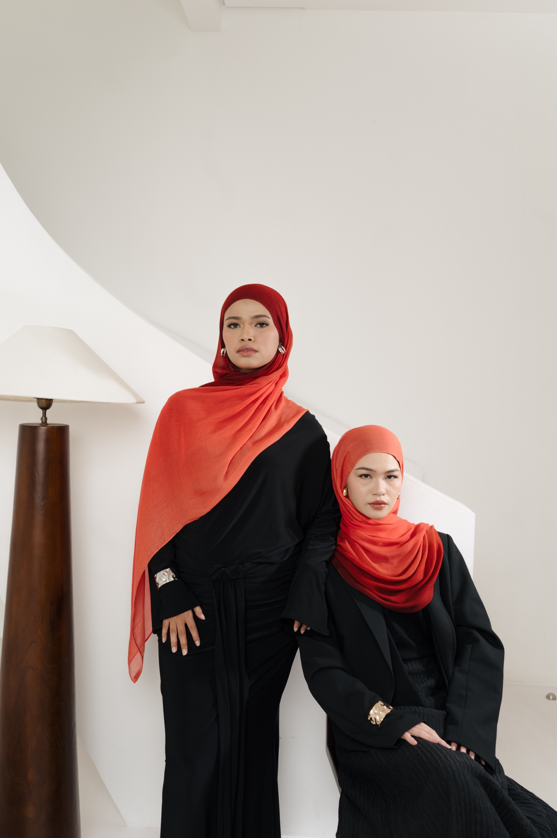 Omna Scarf Red Poppy | Pashmina Printed Modals