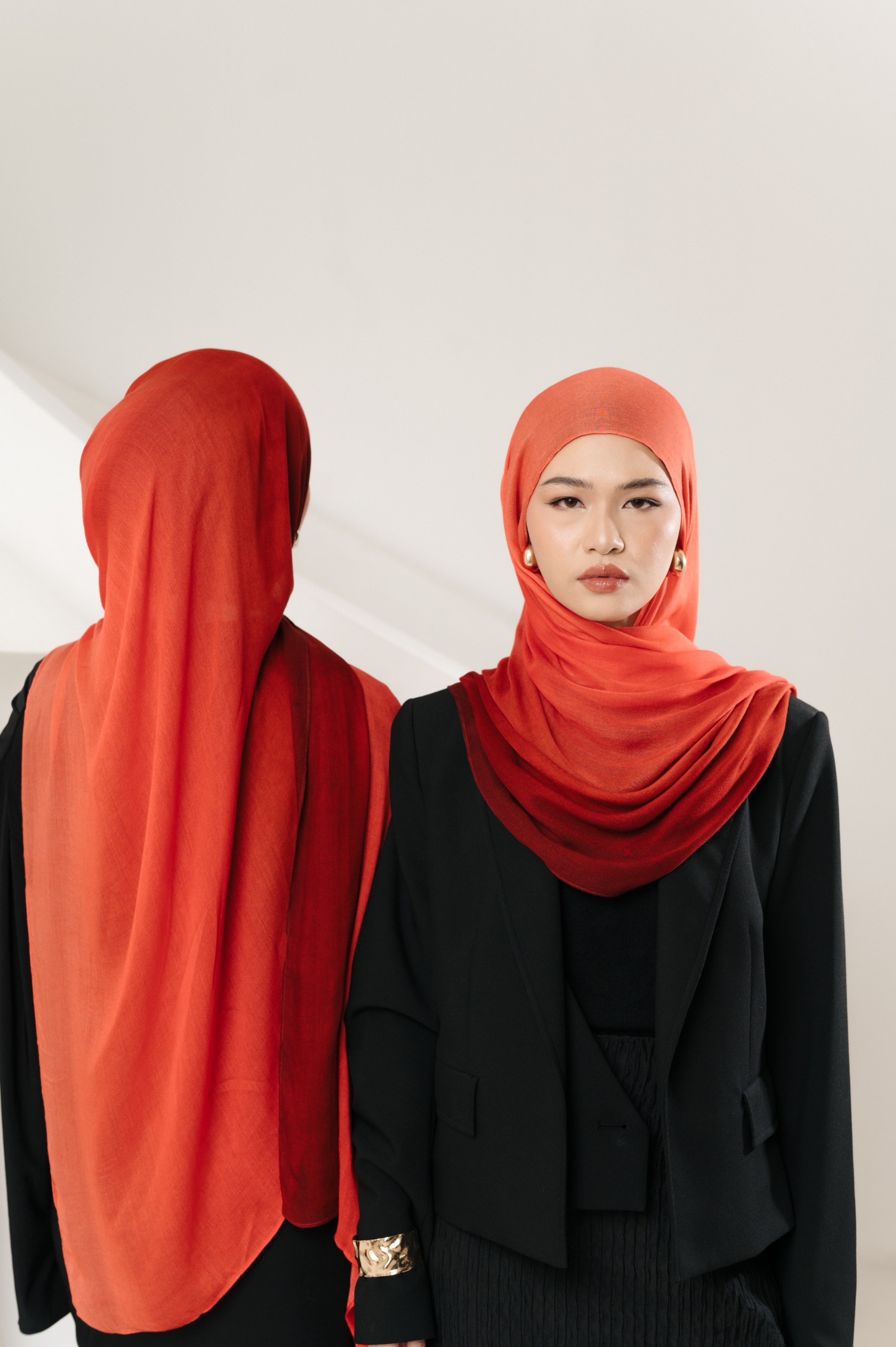 Omna Scarf Red Poppy | Pashmina Printed Modals