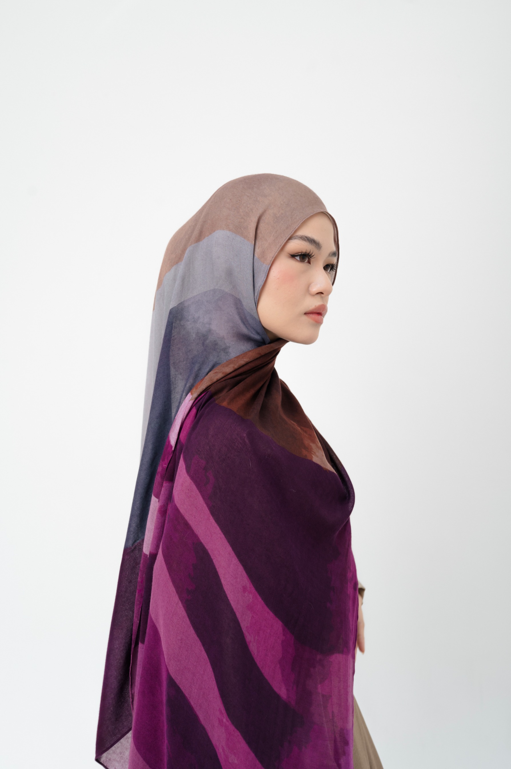 Sora Scarf Plum Waves | Pashmina Printed Modals