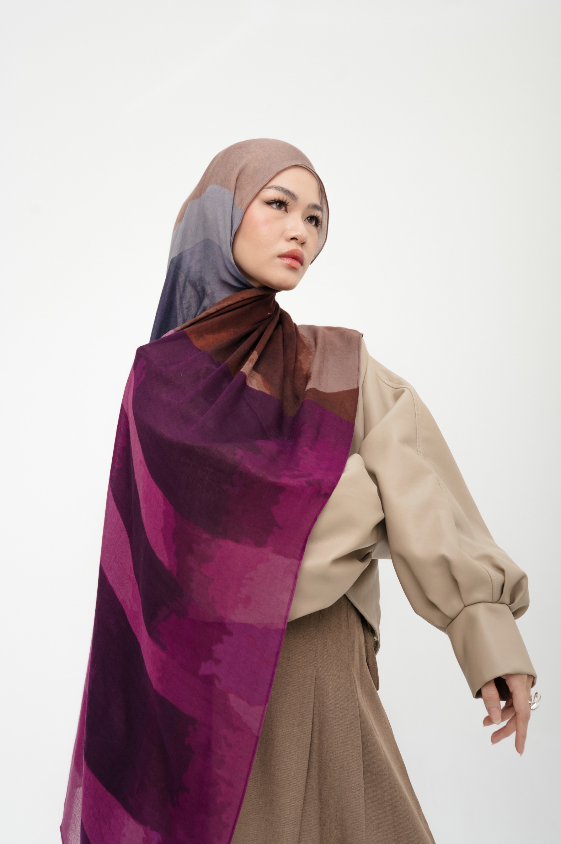 Sora Scarf Plum Waves | Pashmina Printed Modals