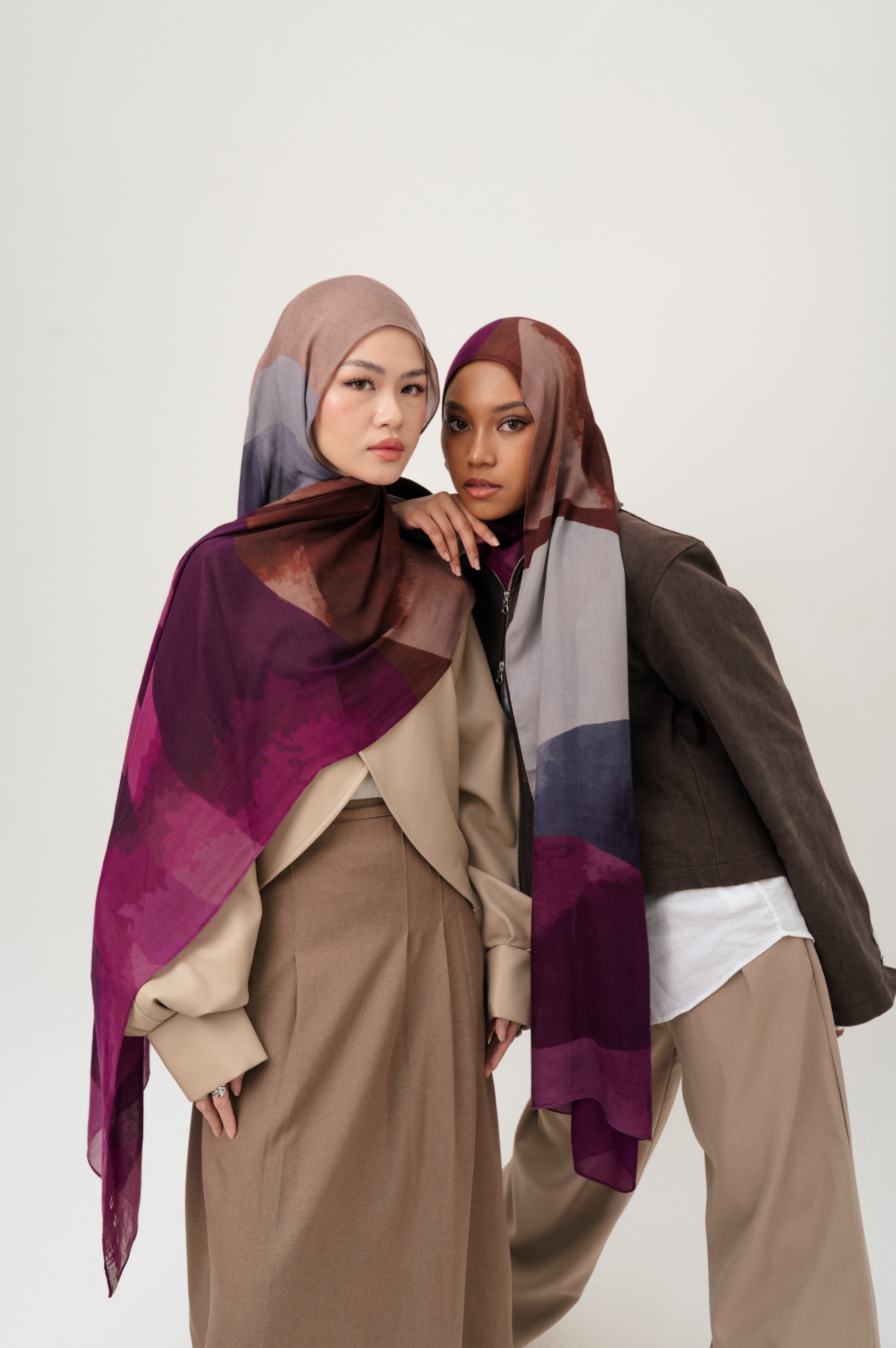 Sora Scarf Plum Waves | Pashmina Printed Modals