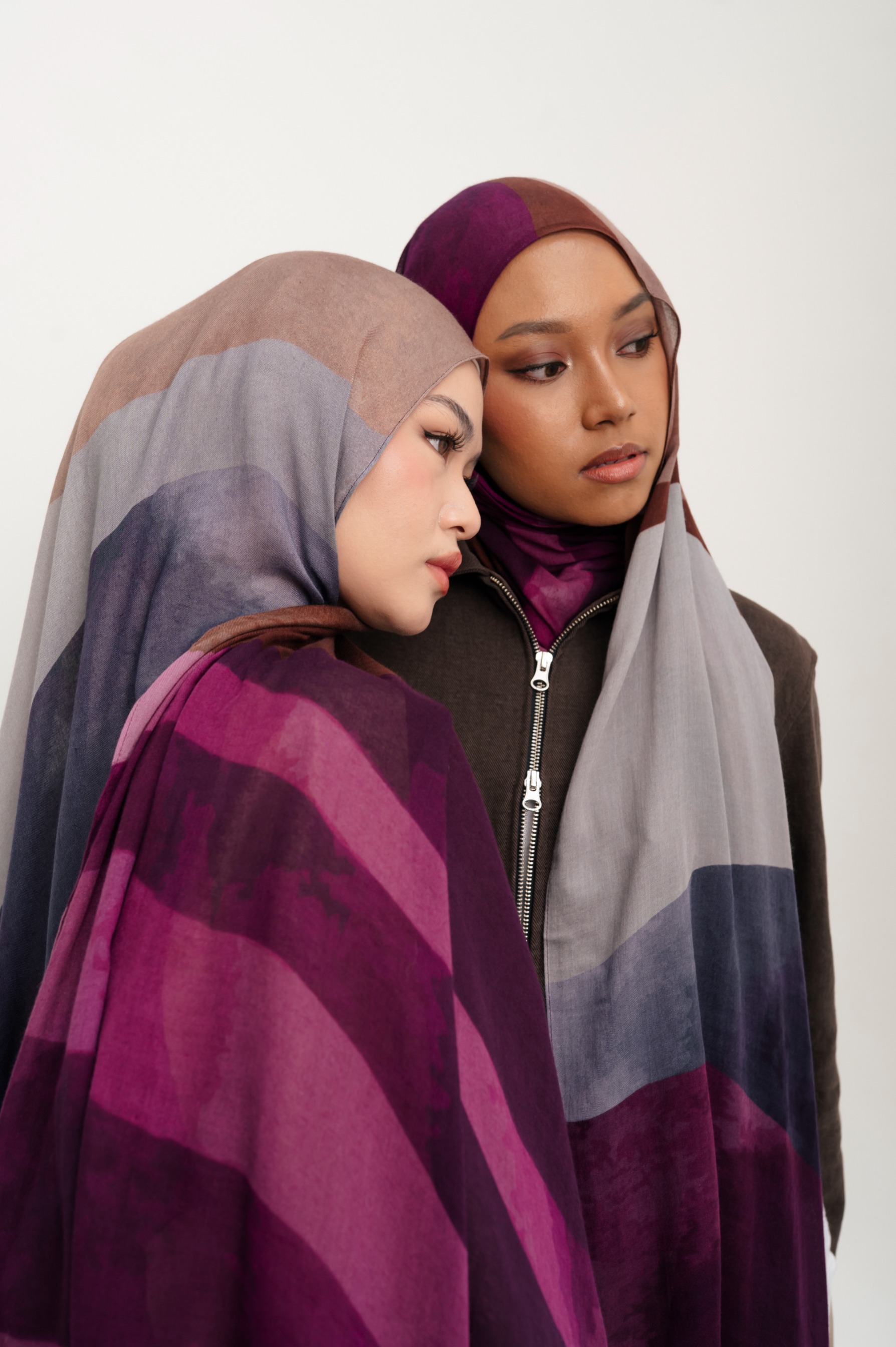 Sora Scarf Plum Waves | Pashmina Printed Modals