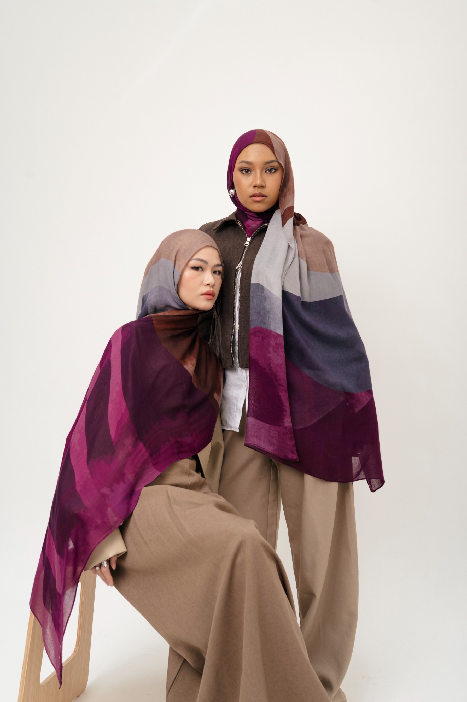Sora Scarf Plum Waves | Pashmina Printed Modals
