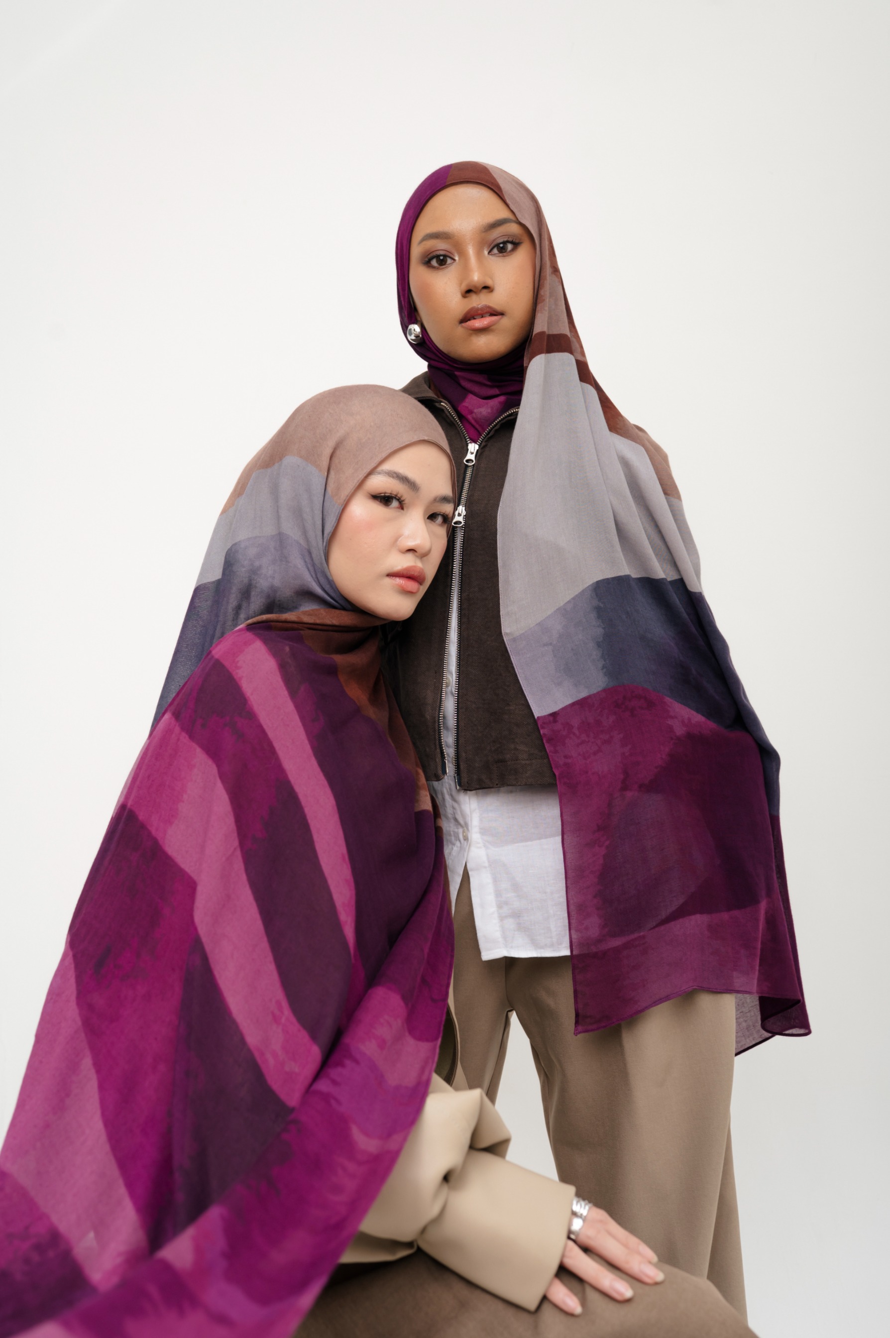 Sora Scarf Plum Waves | Pashmina Printed Modals