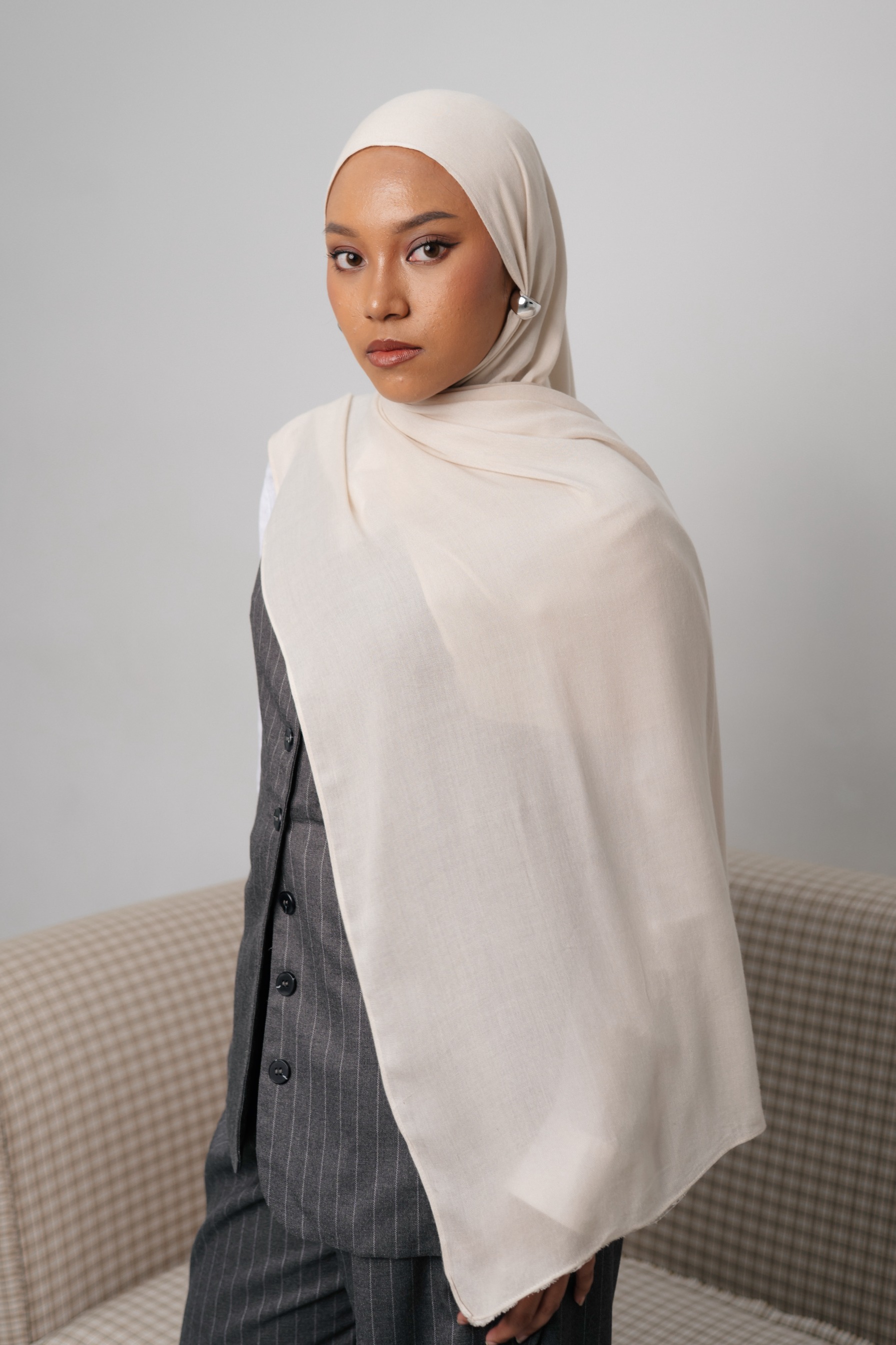Sana Ivory | Pashmina Delicate Rayon
